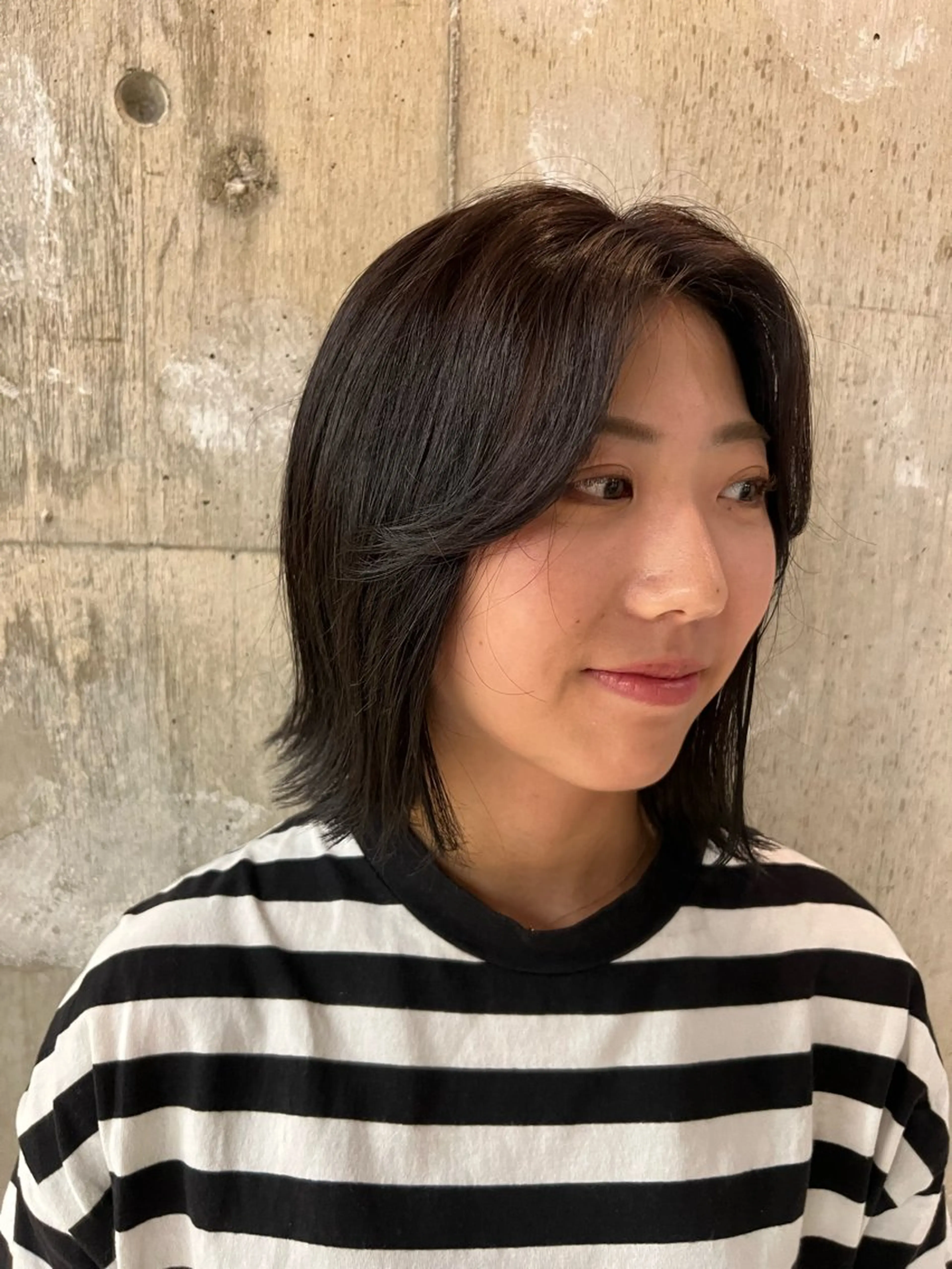 ミディアム カット ヘアカラー トリートメント piilo／ 岩花梨乃のヘアスタイル