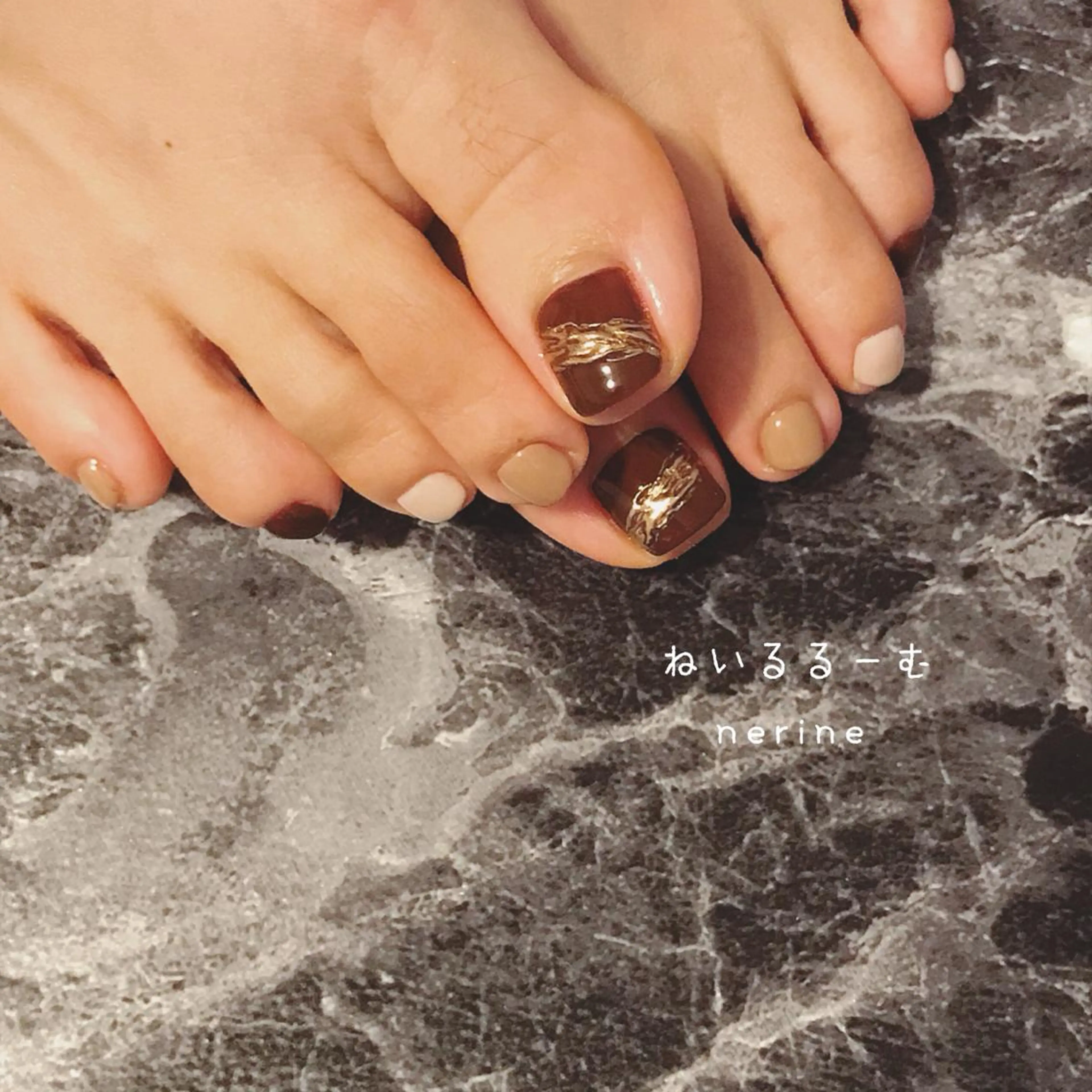 ネイル フットネイル ジェルネイル ニュアンスネイル シンプルネイル ストーンネイル NAILST Naomiのネイルデザイン