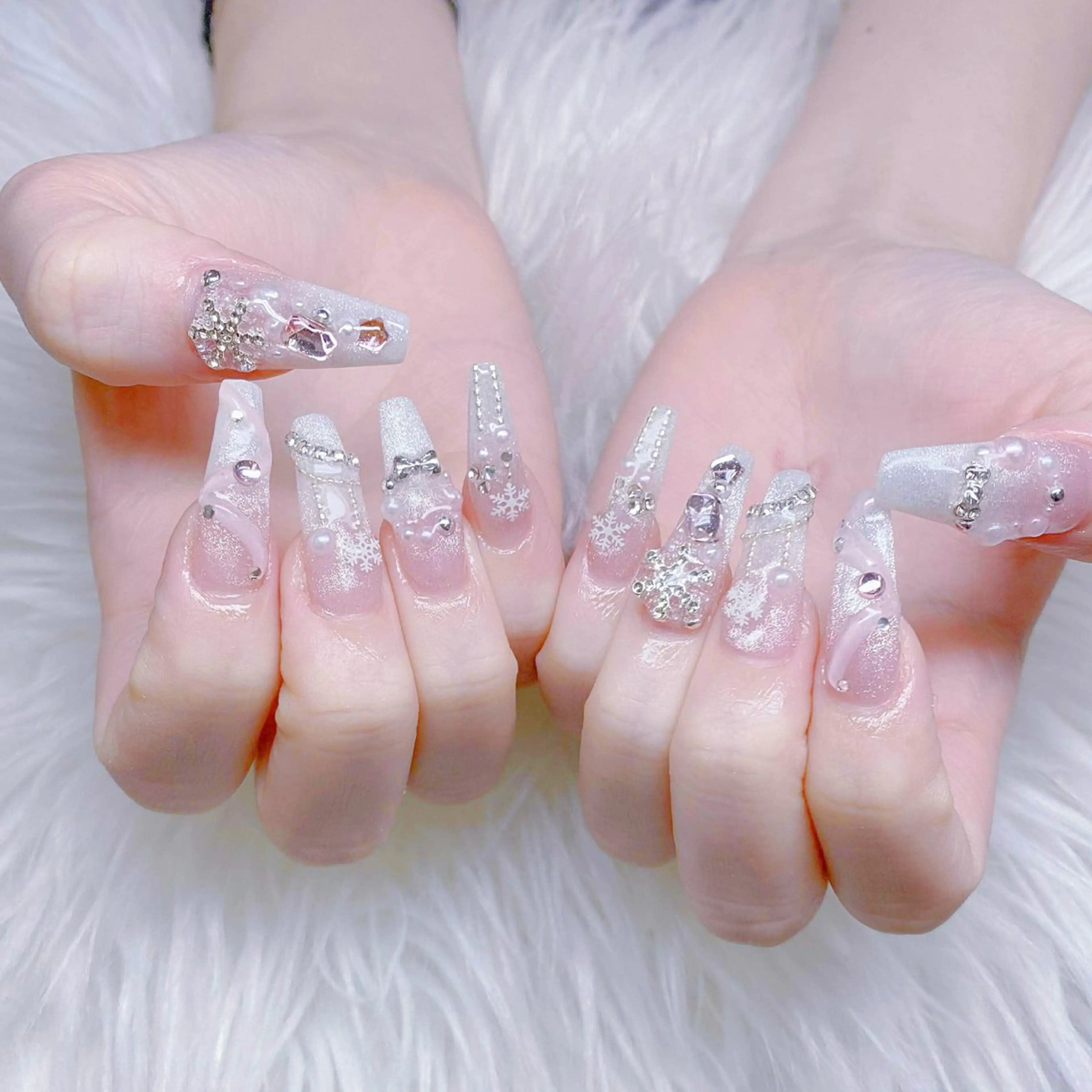 ネイル ゴテゴテ ネイルのネイルデザイン