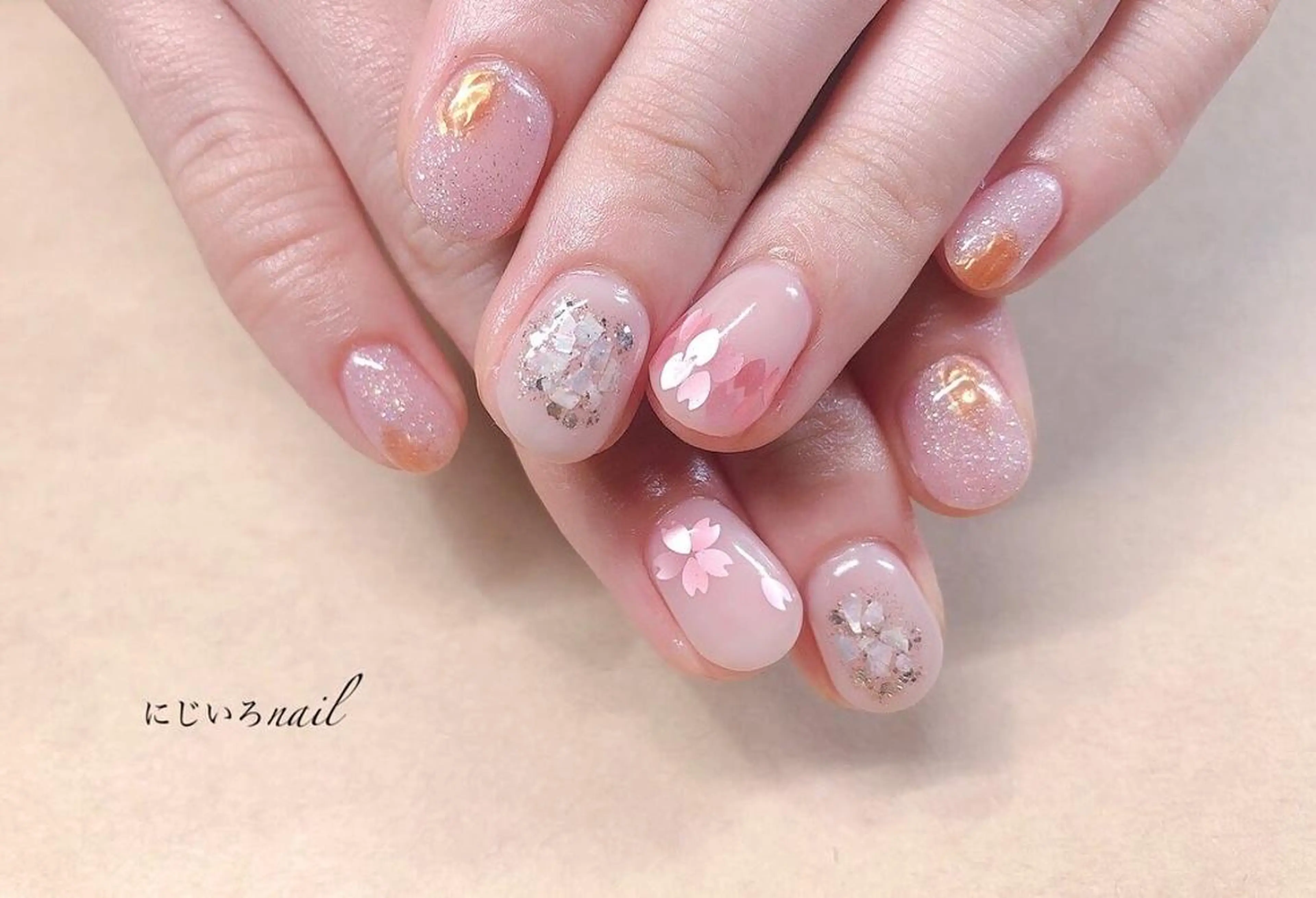 ネイル にじいろ nailのネイルデザイン