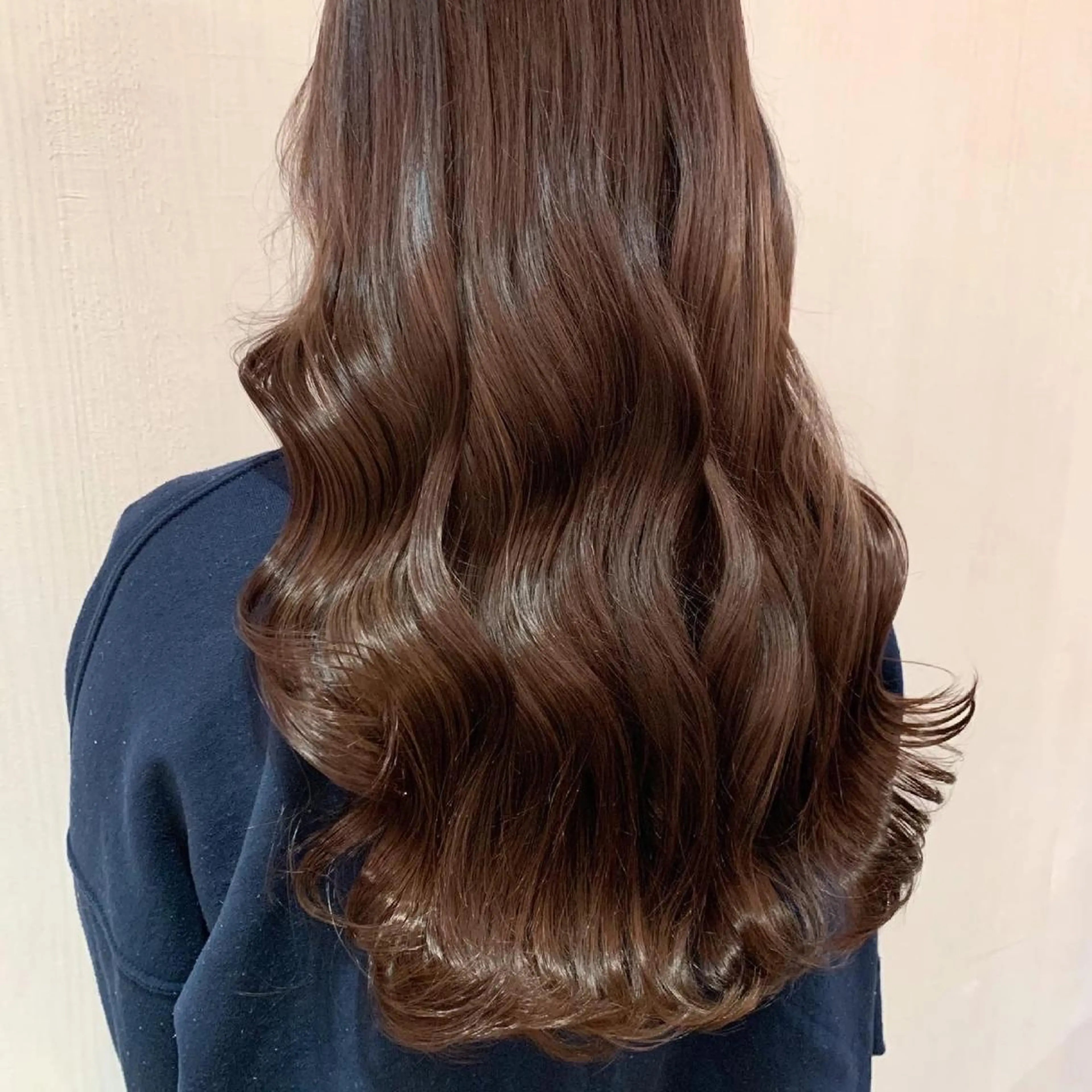 セミロング ブリーチなしカラー/ 顔周りレイヤーカットのヘアスタイル