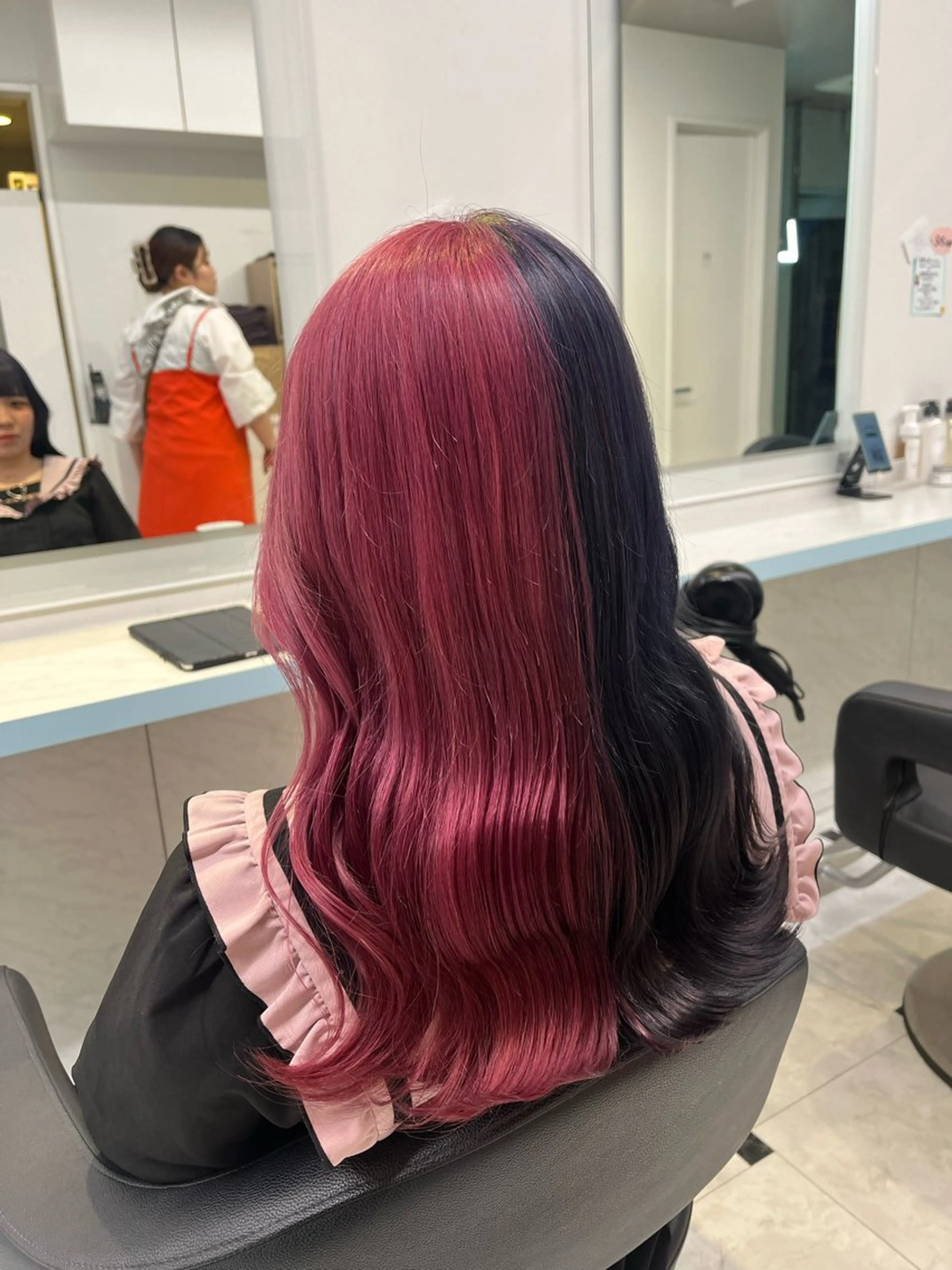 ロング カラー ヘアカラー トリートメント ブリーチカラー 🩵MIZUKIのヘアスタイル