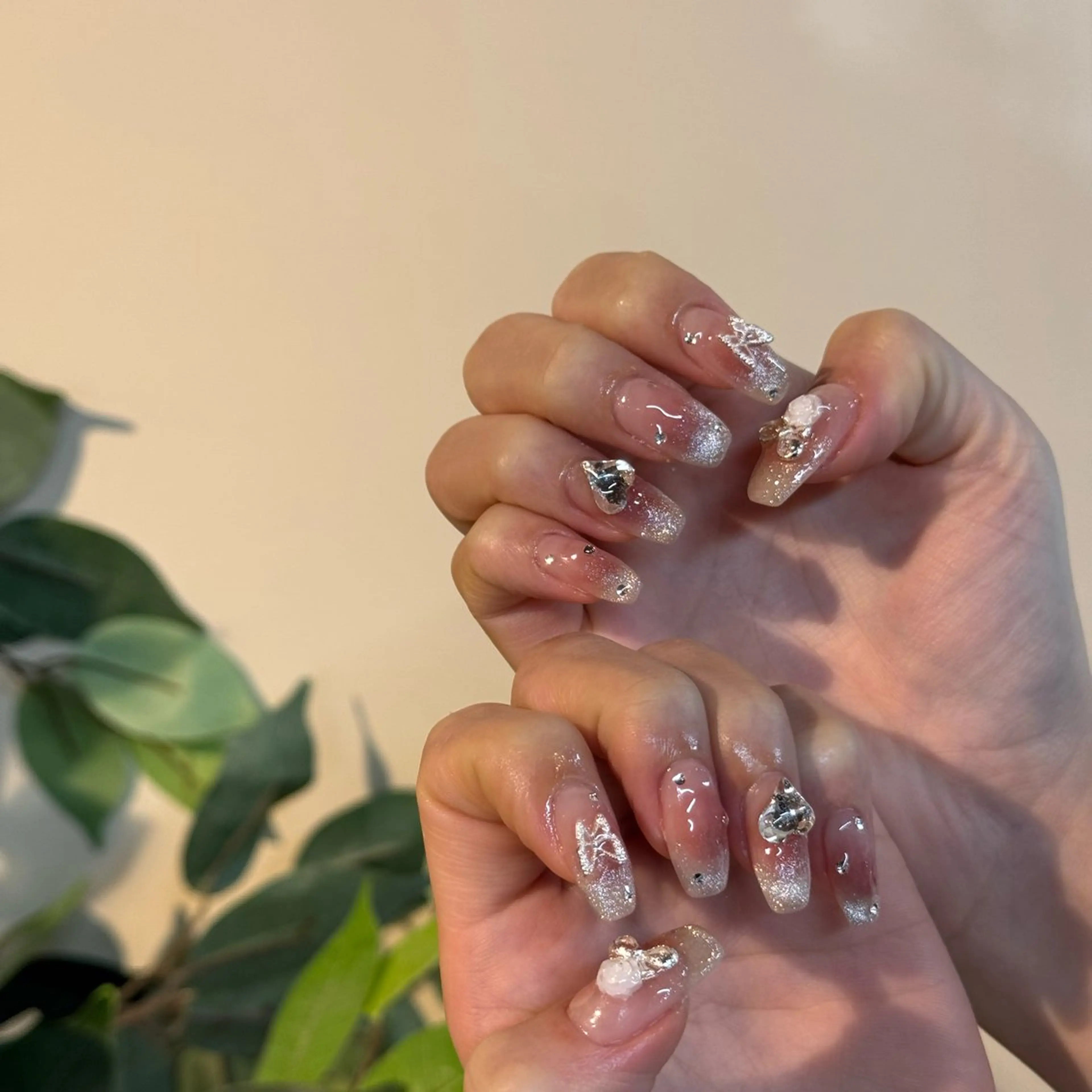 ネイル ハンドネイル ☁️BLITZ 🎀笠原雪音🎀のネイルデザイン