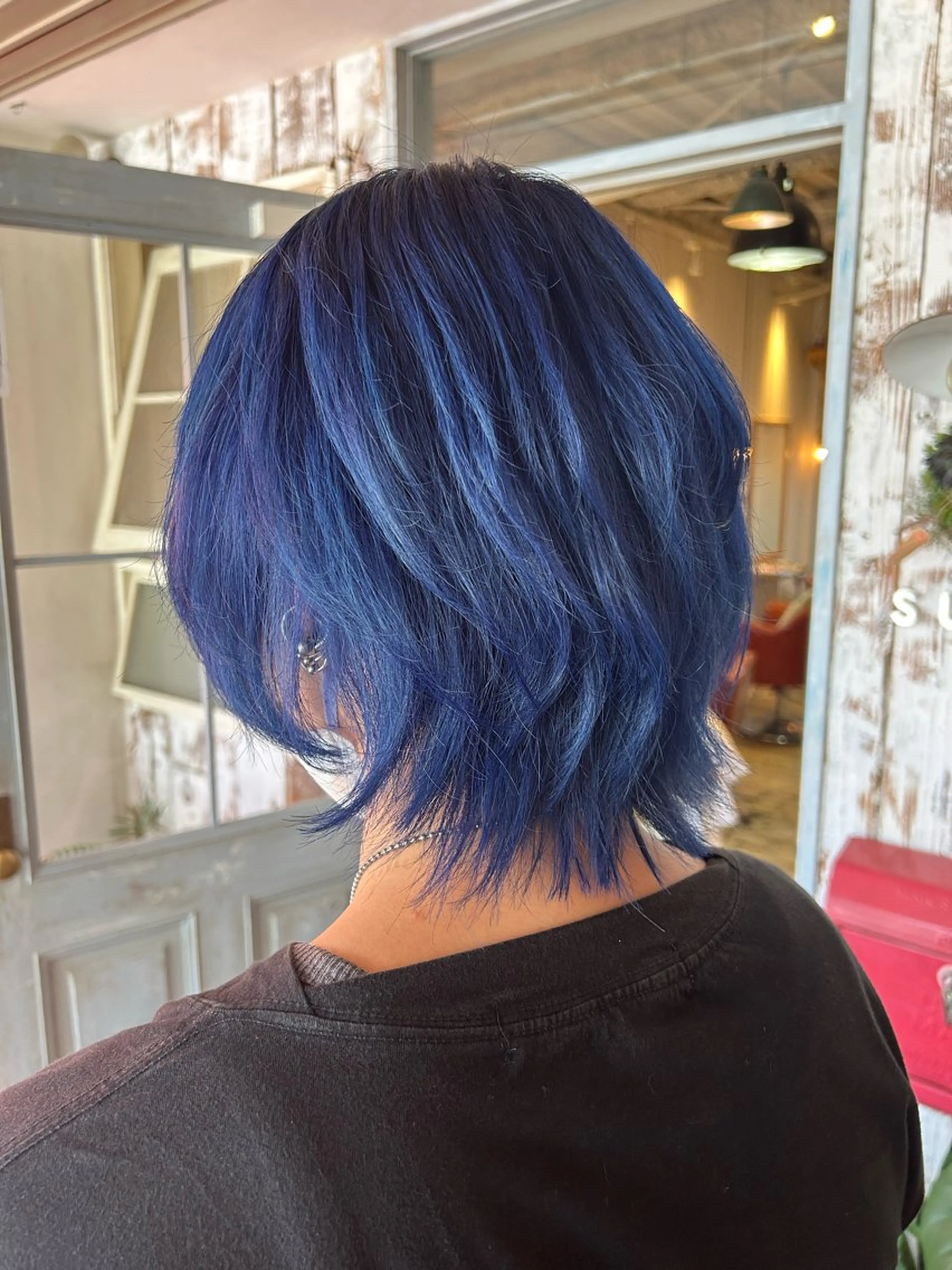 ショート カラー ブリーチ ブルーカラー SUNNY所属・sunny harumiのヘアスタイル