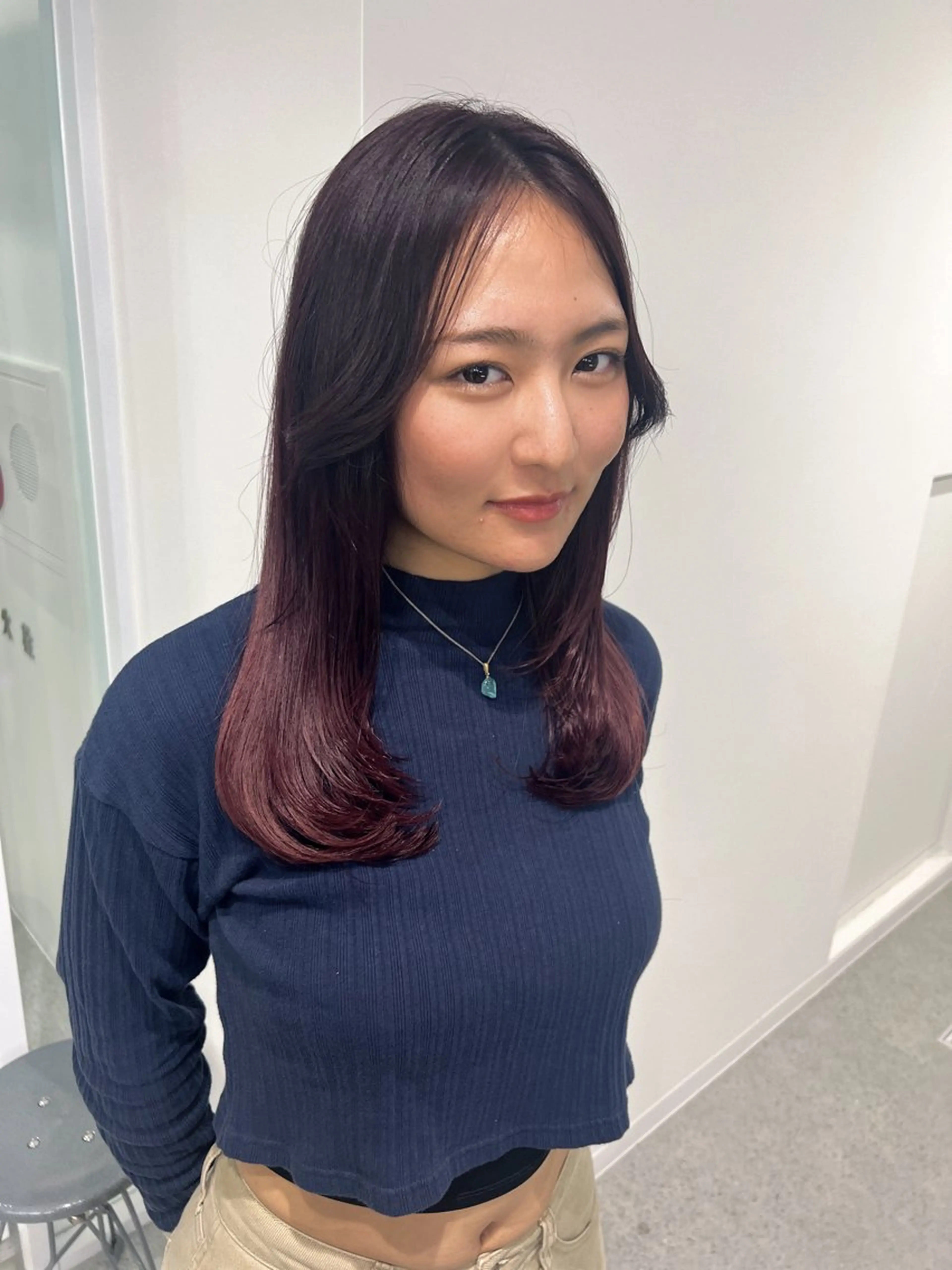 ロング カラー 暗髪🩶ラベンダー/ ブルー/ユウナ🤍のヘアスタイル