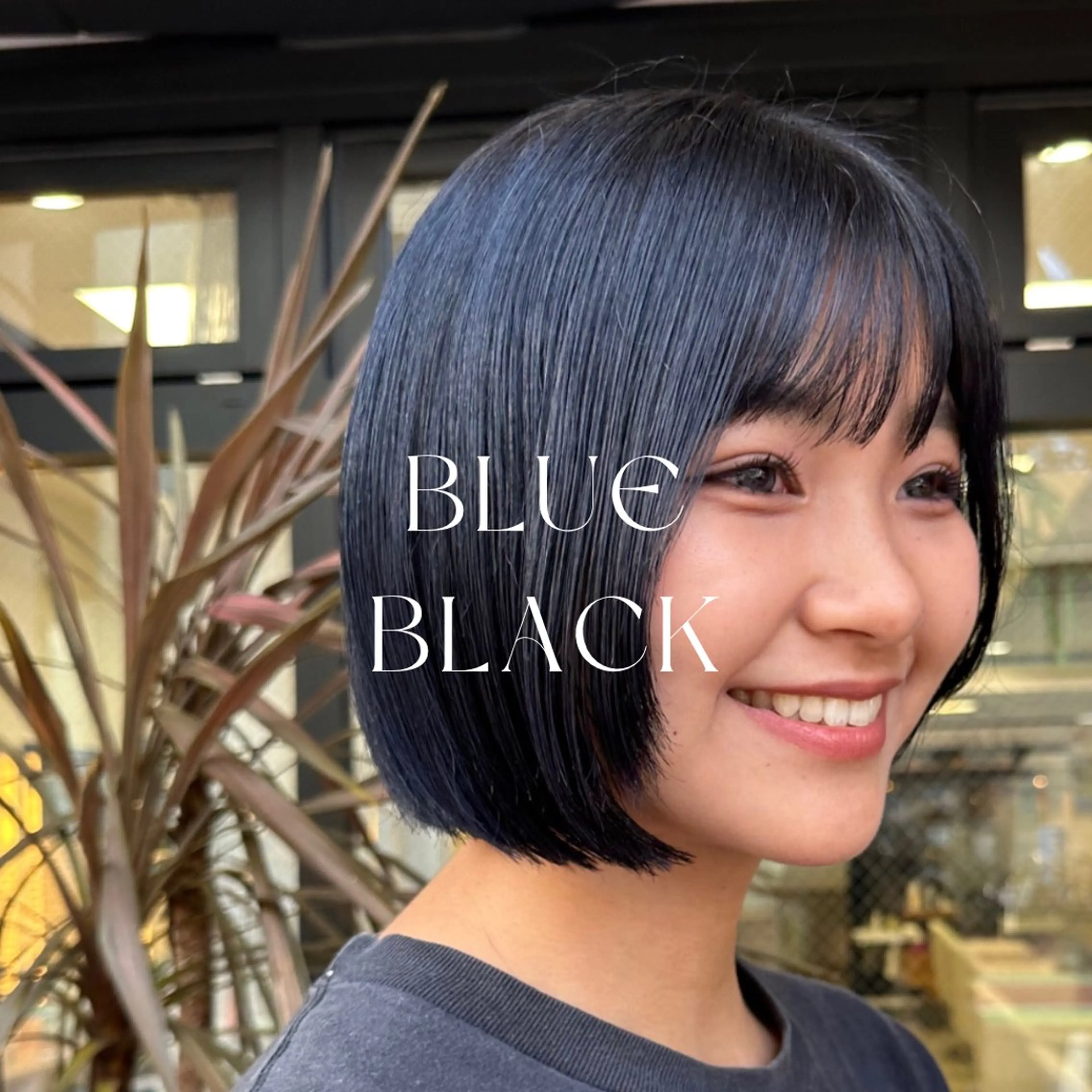 ショート カラー ハイトーン/暖色/ 眉/メイク/Rinaのヘアスタイル