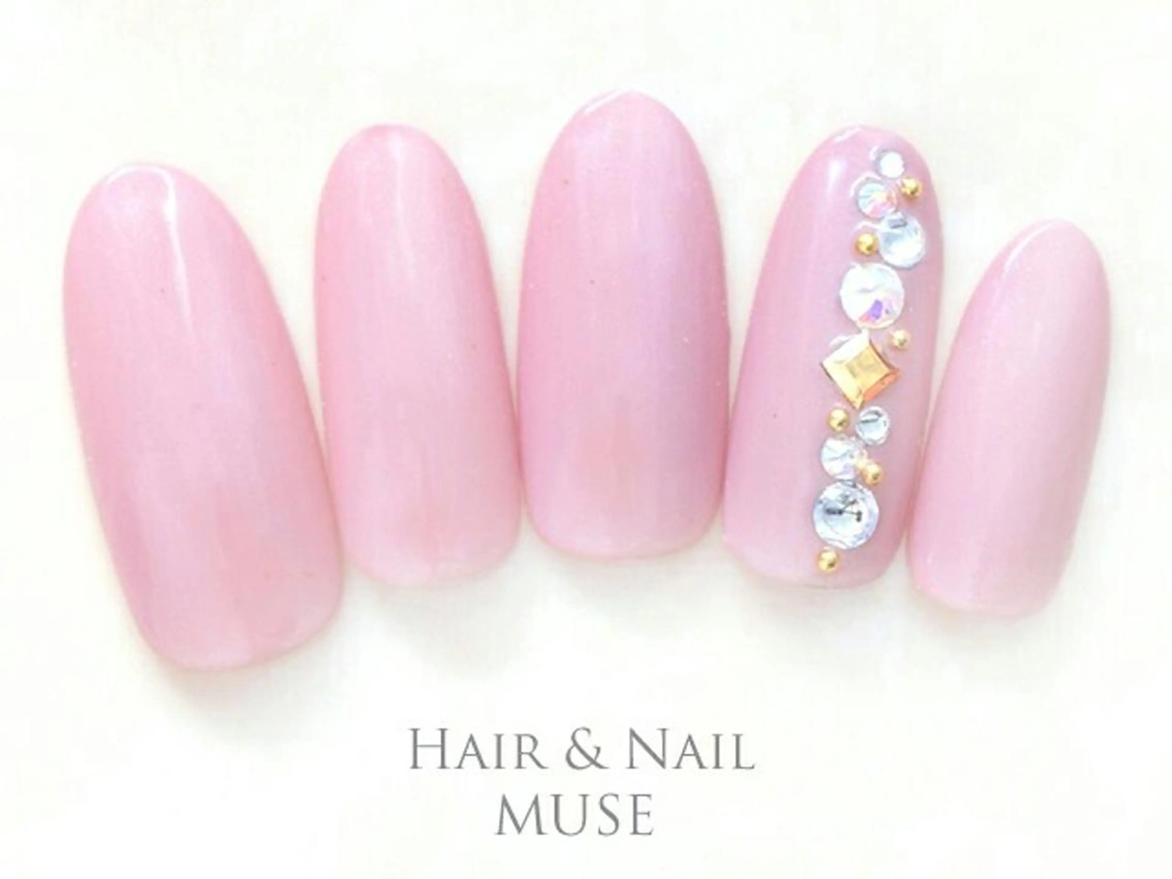 ネイル Hair&Nail MUSE 新浦安所属・井関 美幸のネイルデザイン