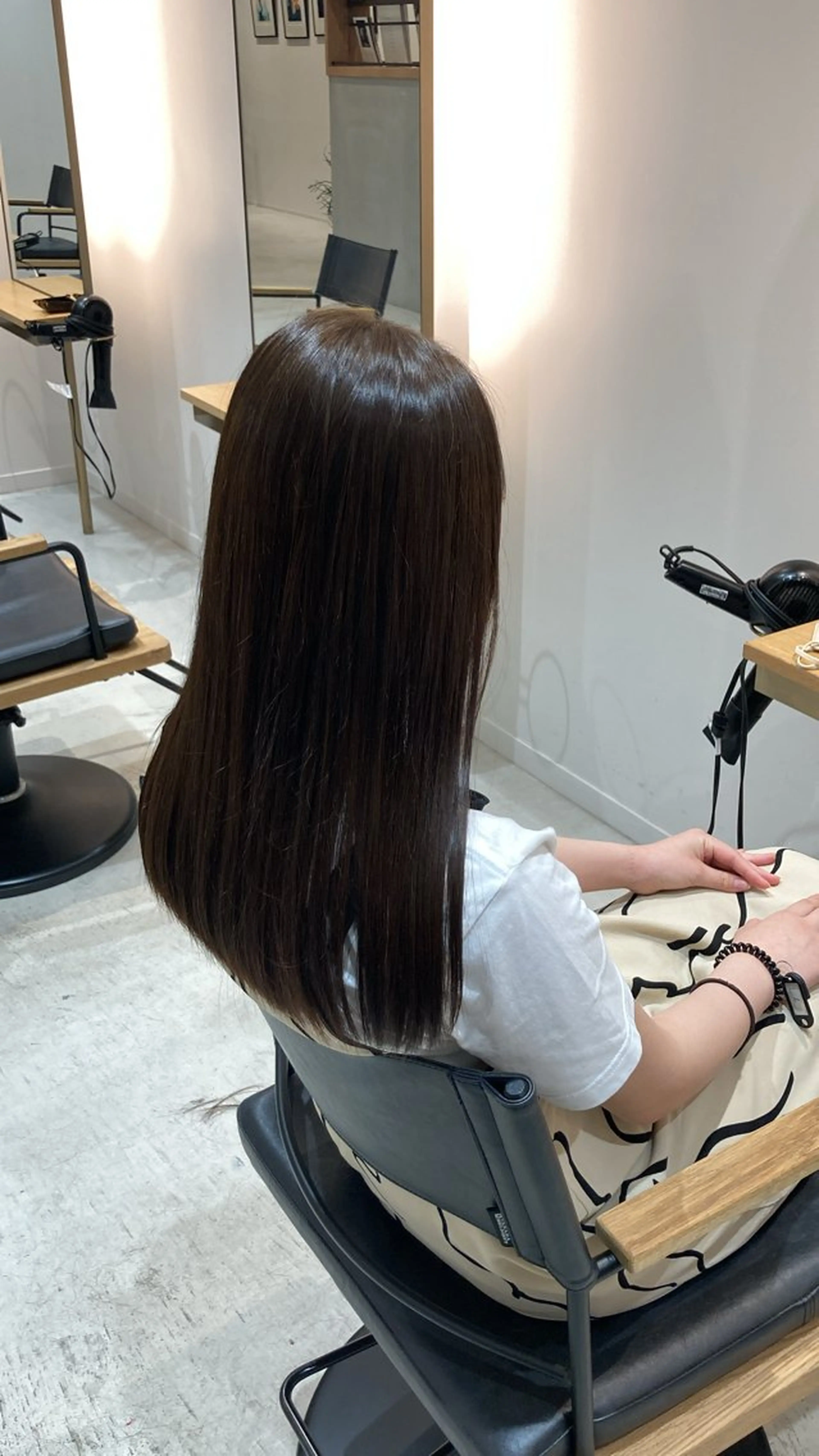 ロング カラー CYAN.栄店所属・久野 紗愛のヘアスタイル