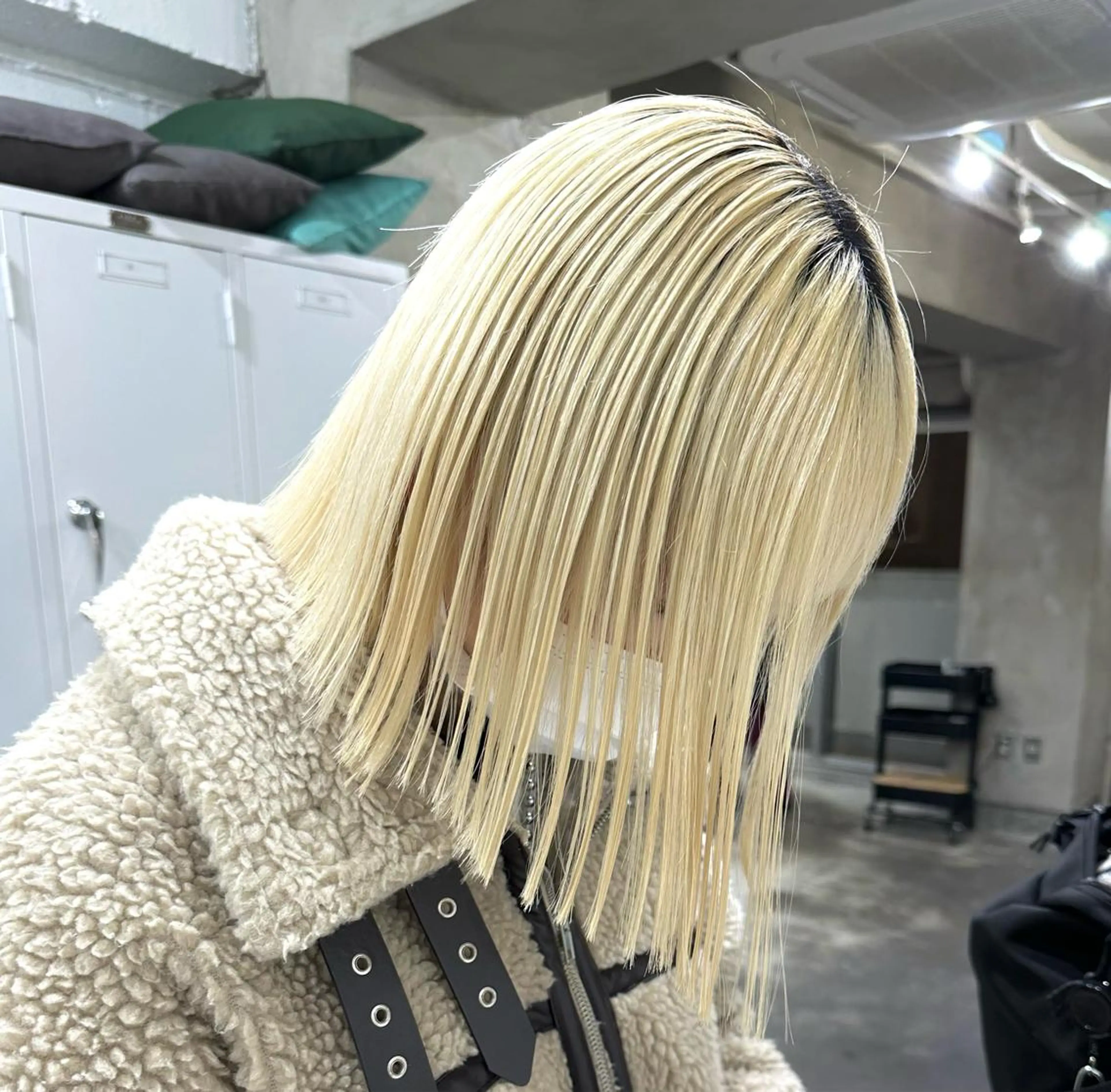 ミディアム カラー パーマ ヘアアレンジ メンズ 抜きっぱなしブロンド ササキカズマのヘアスタイル