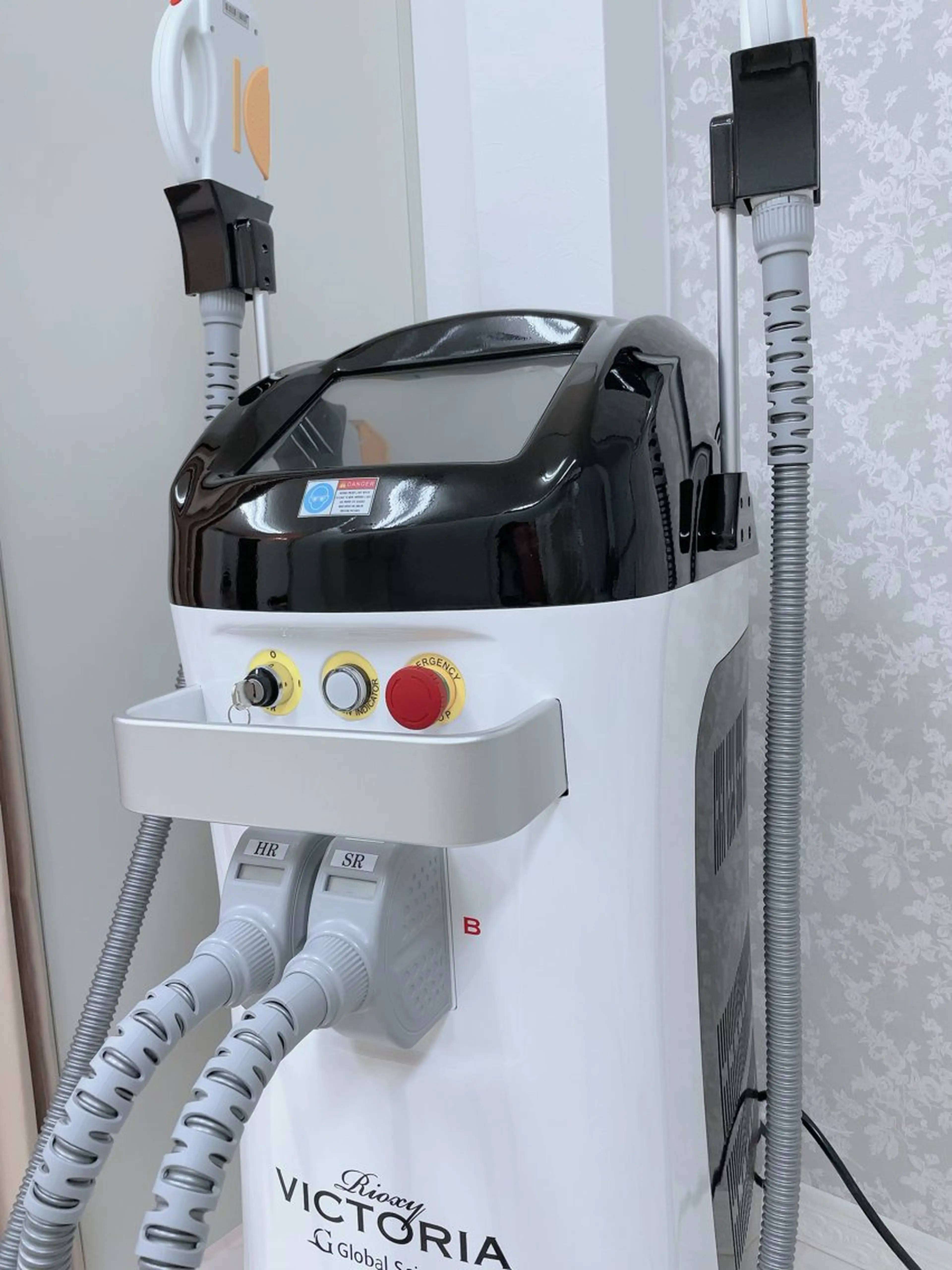 Nail＆BeautySalon éte所属・éte Nailのネイルデザイン