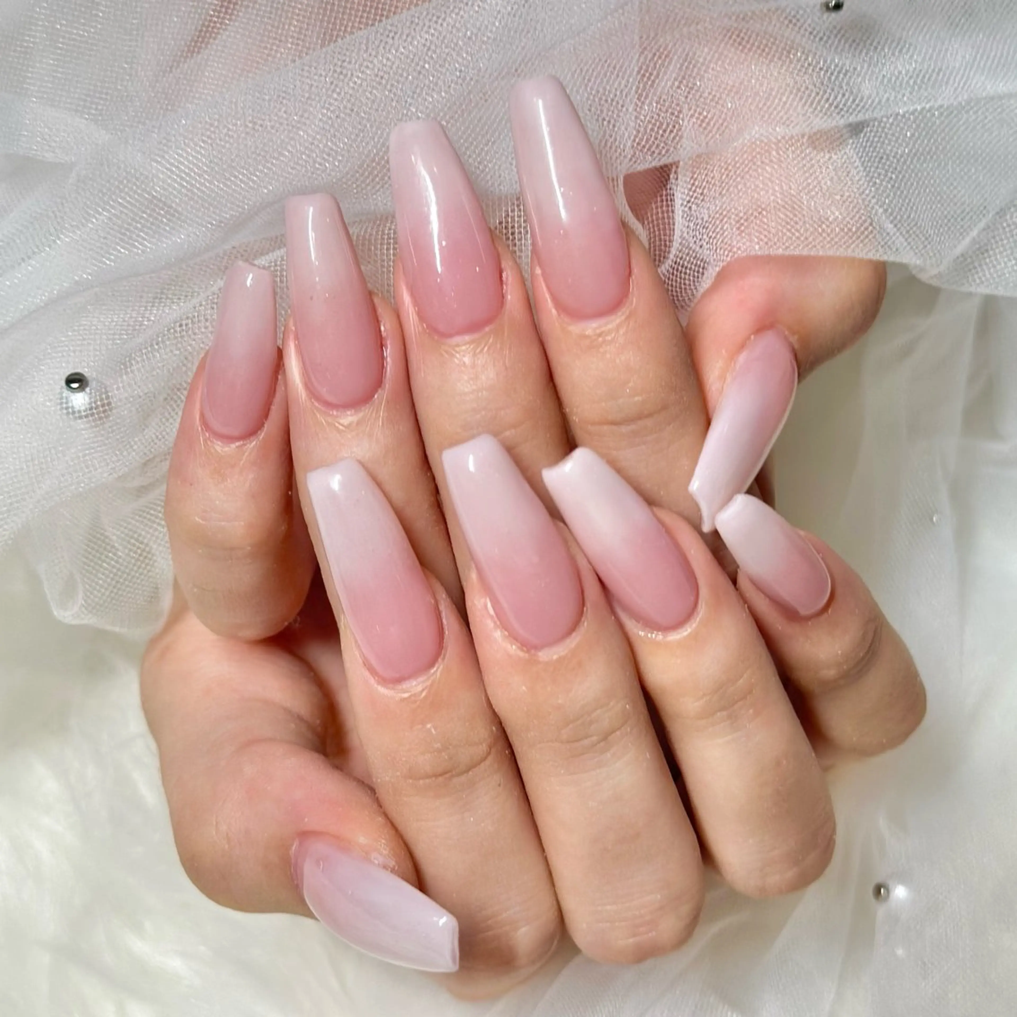 ネイル MIGHTY COLORのネイルデザイン