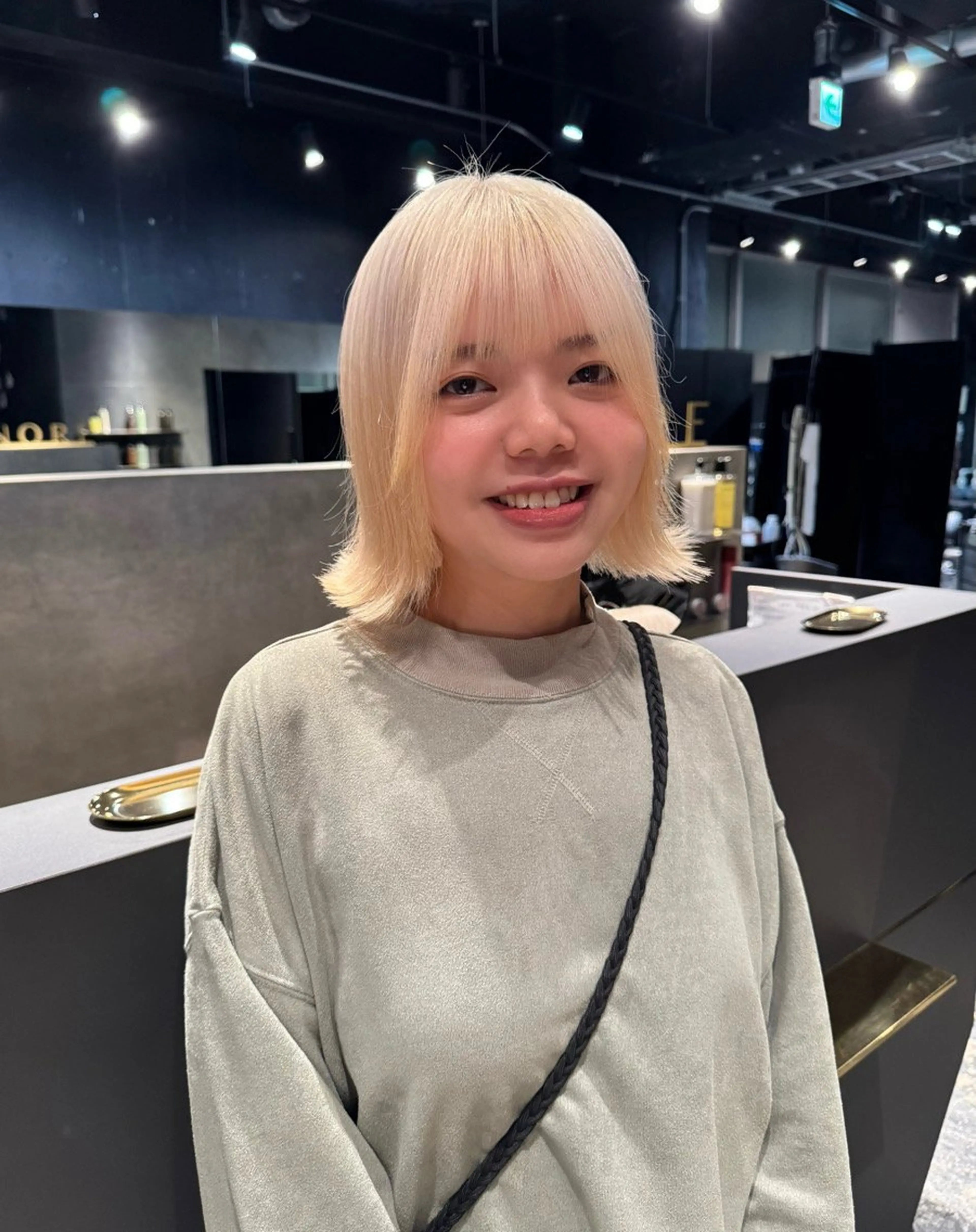 カラー ヘアカラー ブリーチ/透明感 カラー🖤🪽みさきのヘアスタイル