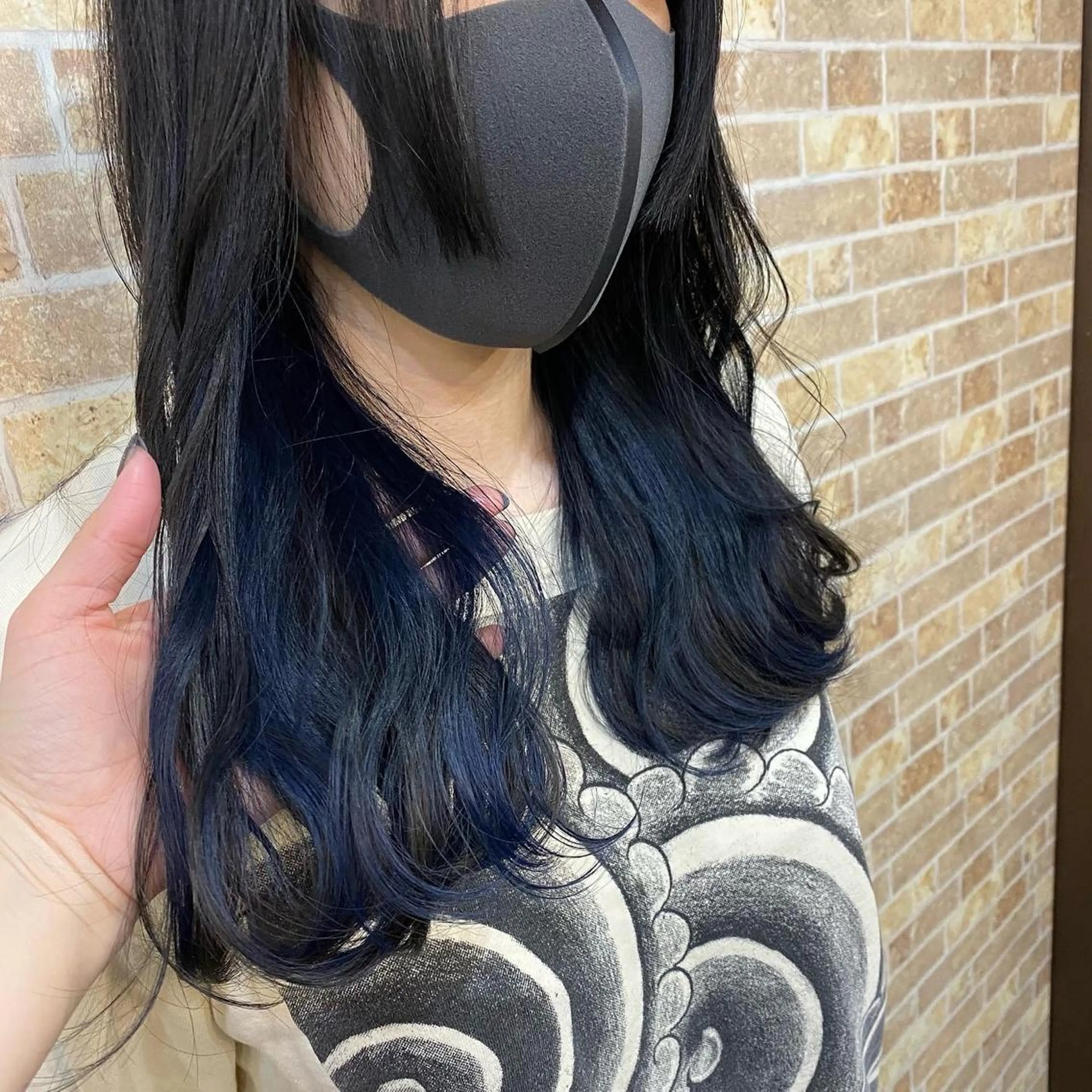 セミロング ヘアカラー トリートメント 美髪ヘア 🤍erikaのヘアスタイル