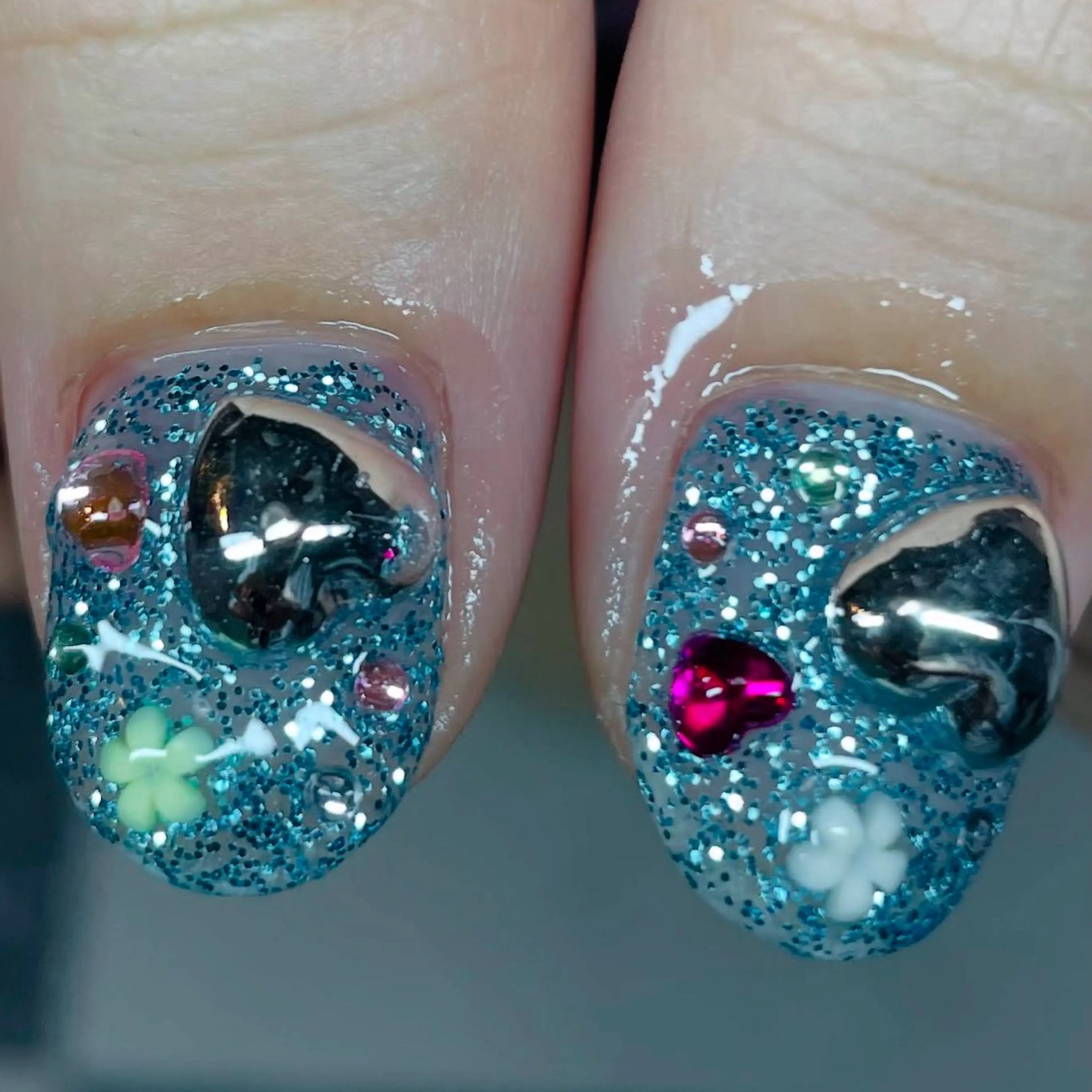 ネイル キラキラネイル ラメ(グリッター) シンプルネイル ハンドネイル posa nail モエミのネイルデザイン