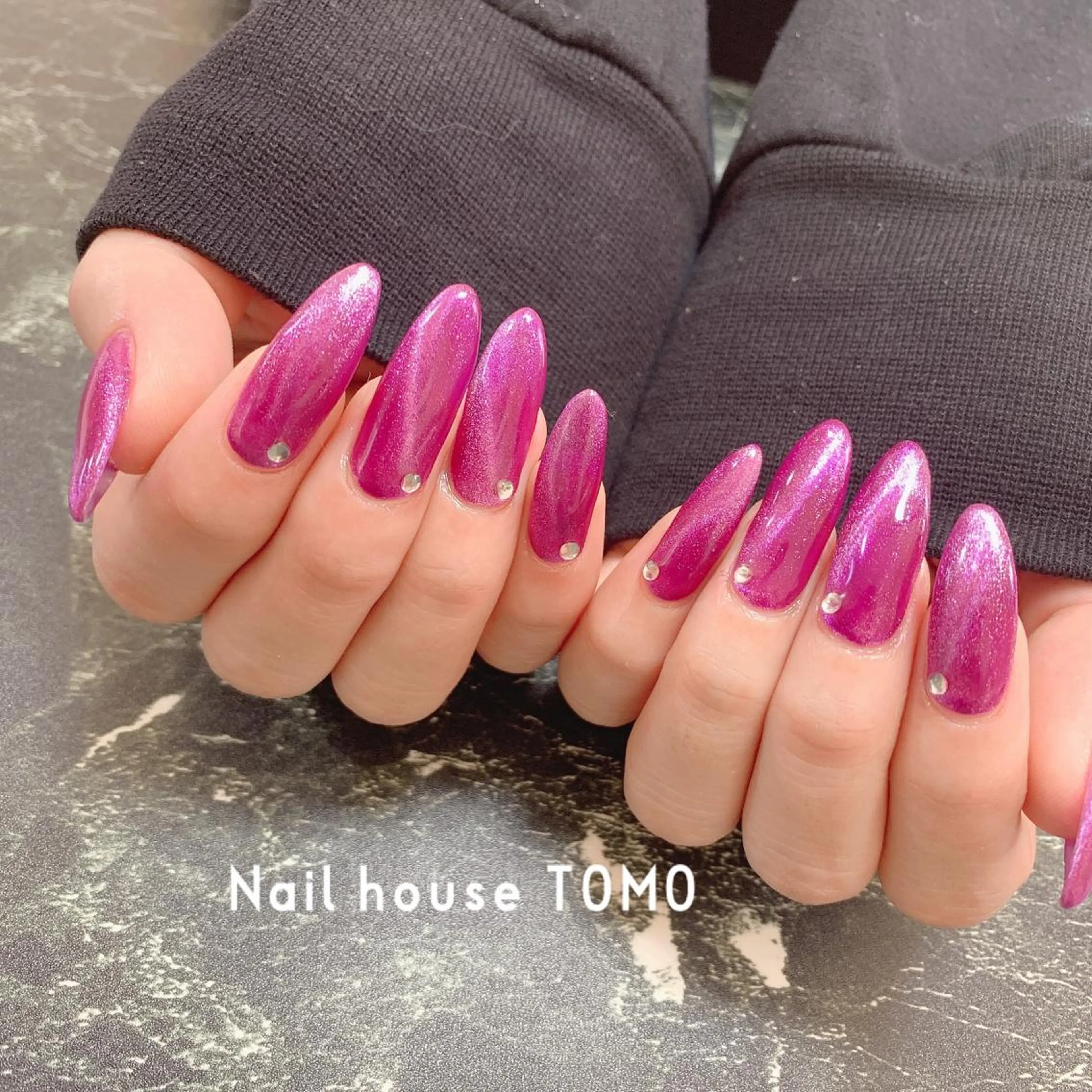 ネイル 💅ネイルハウス🏡 🎀TOMO🎀のネイルデザイン
