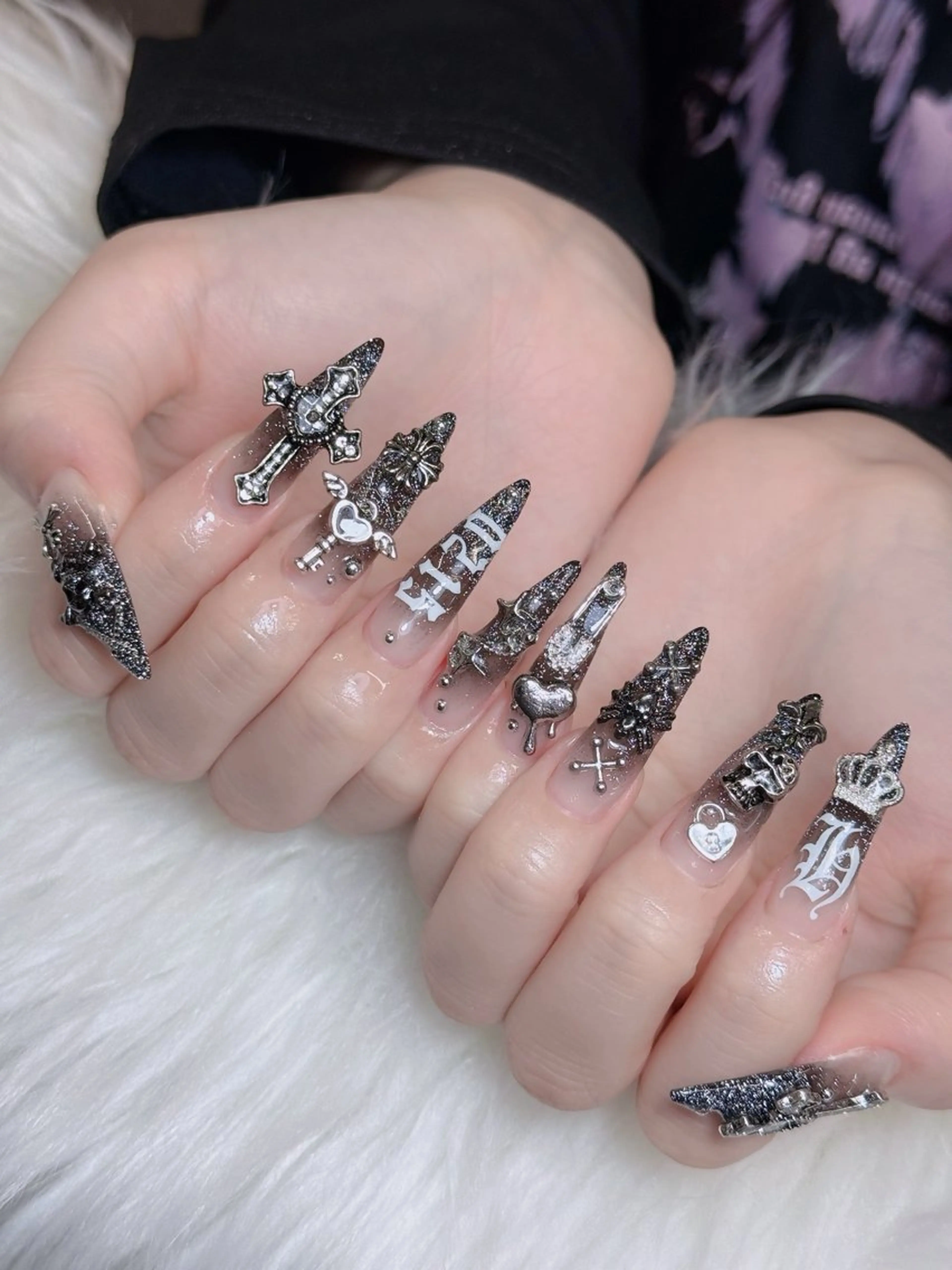 ネイル オーロラネイル チークネイル フットネイル フレンチネイル 韓国ネイル ハンドネイル Lumi Nailのネイルデザイン