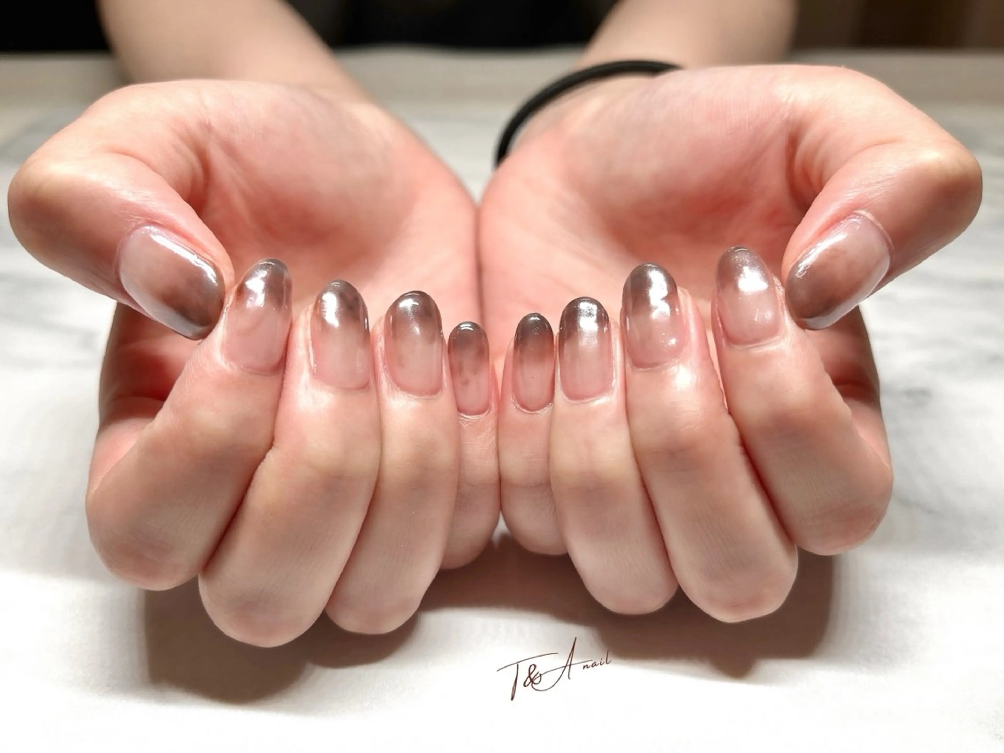 ネイル ブラウン ジェルネイル ニュアンスネイル スカルプネイル シンプルネイル ハンドネイル T&A nailのネイルデザイン
