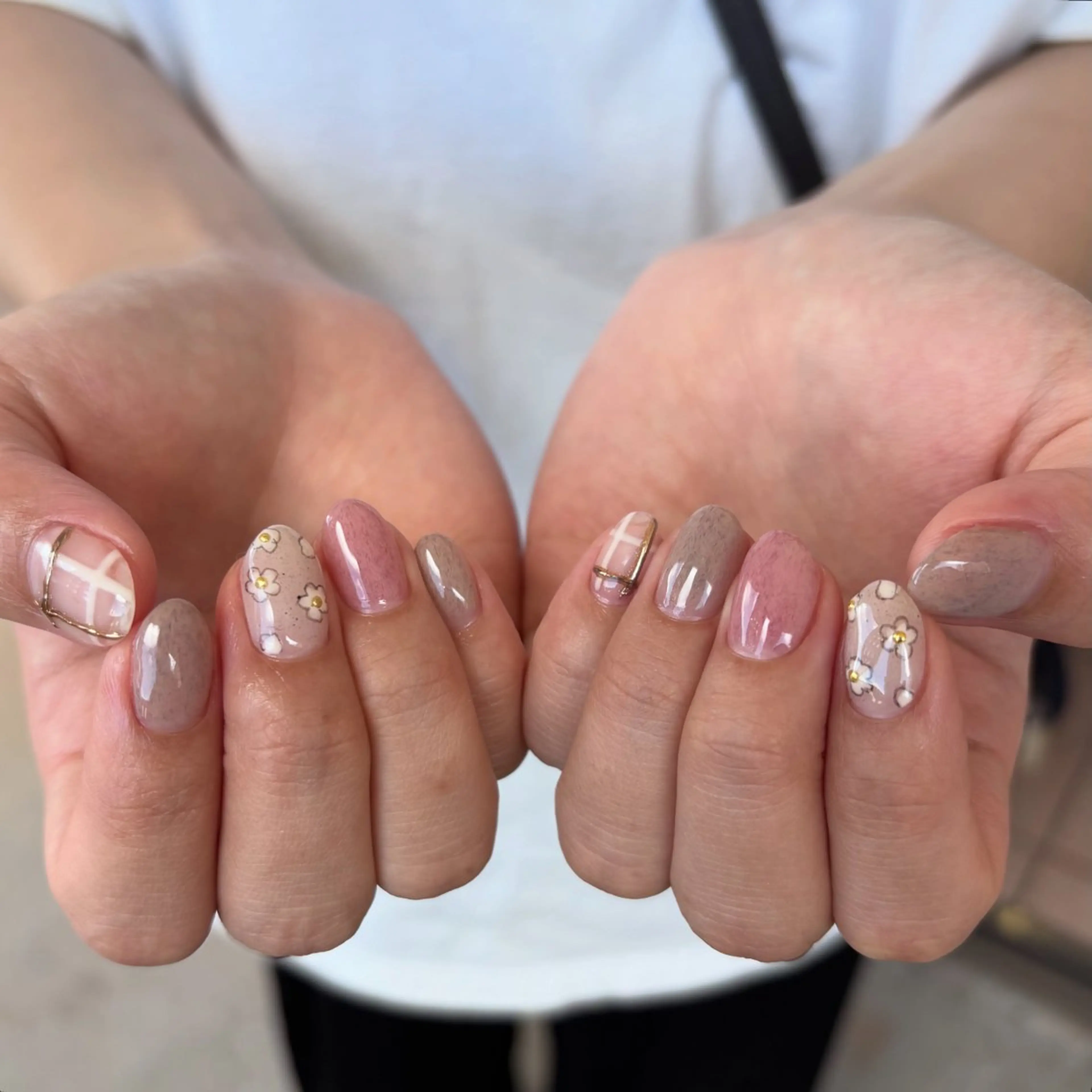 ネイル 春ネイル ハンドネイル Nail salon RAVE所属・Salon Asterのネイルデザイン