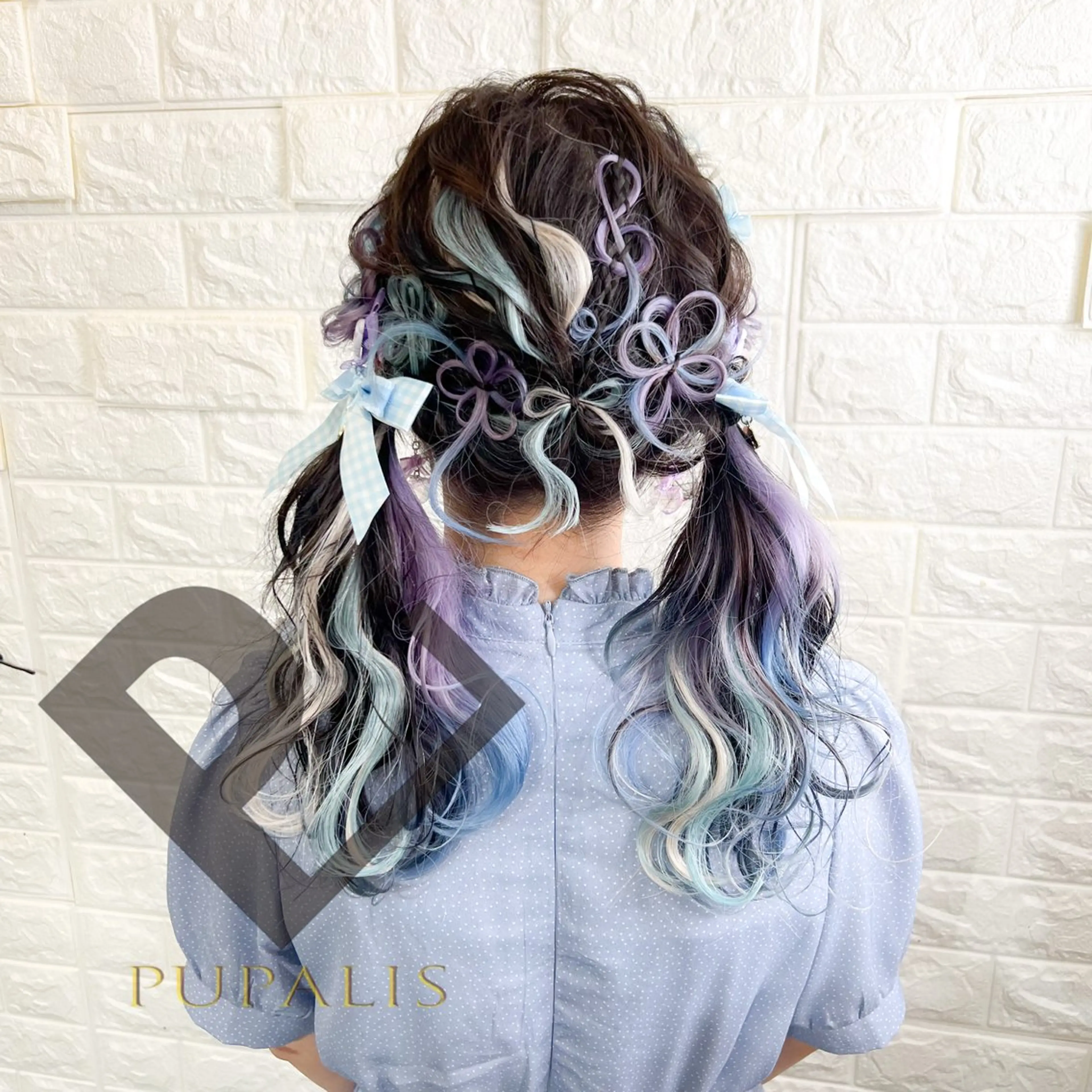 ロング ヘアアレンジ ツインテール 『推し活』被らない ヘアアレンジのヘアスタイル