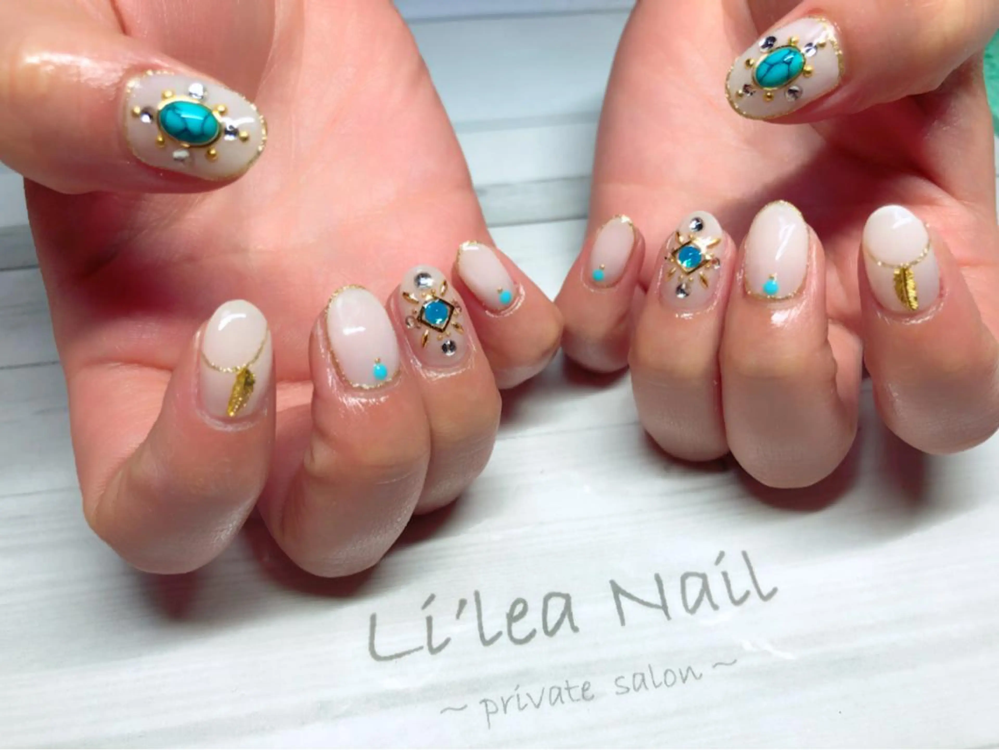ネイル Li'leaNail AINAのネイルデザイン