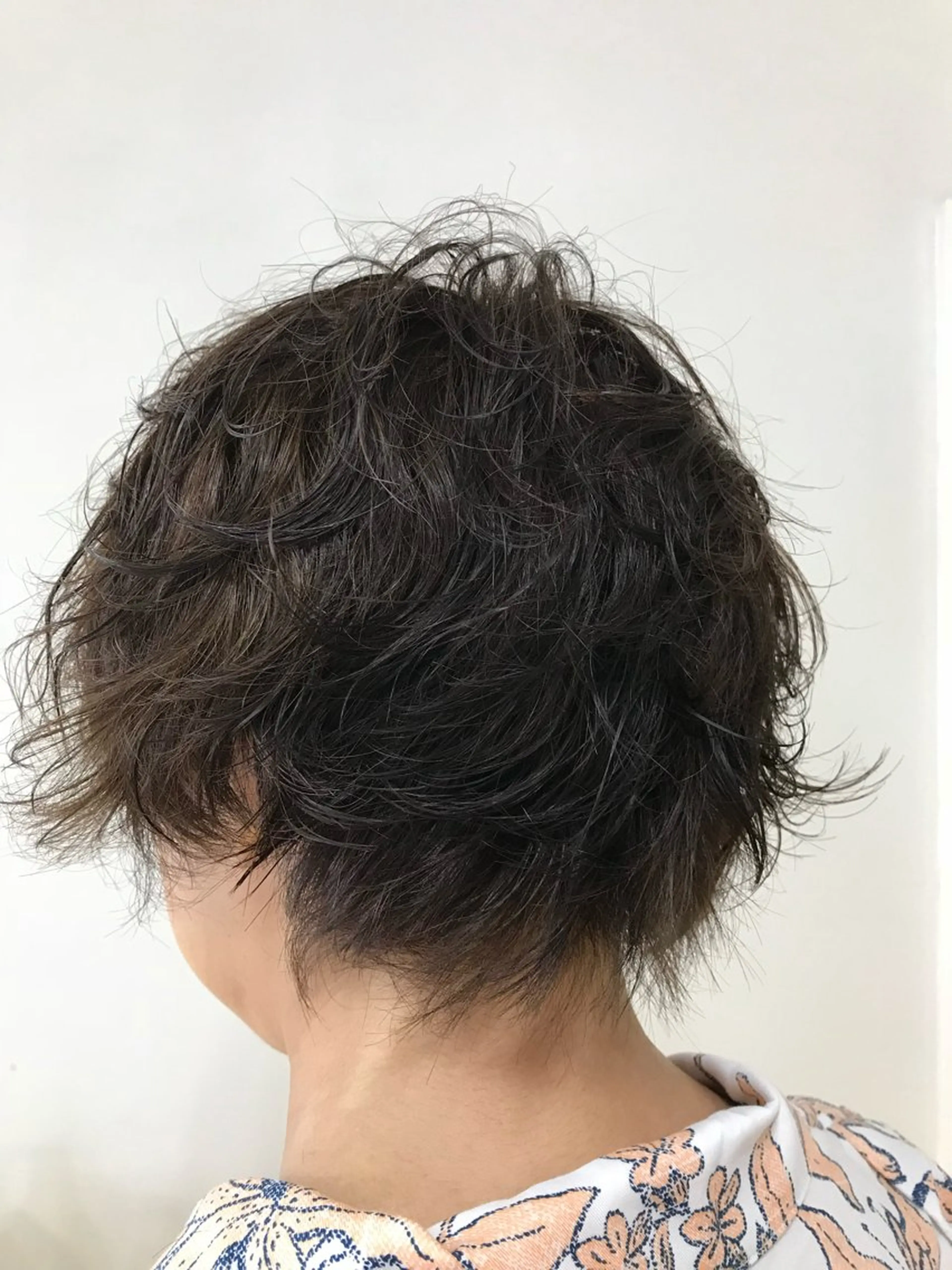 ショート カラー パーマ 横田  尚登のヘアスタイル