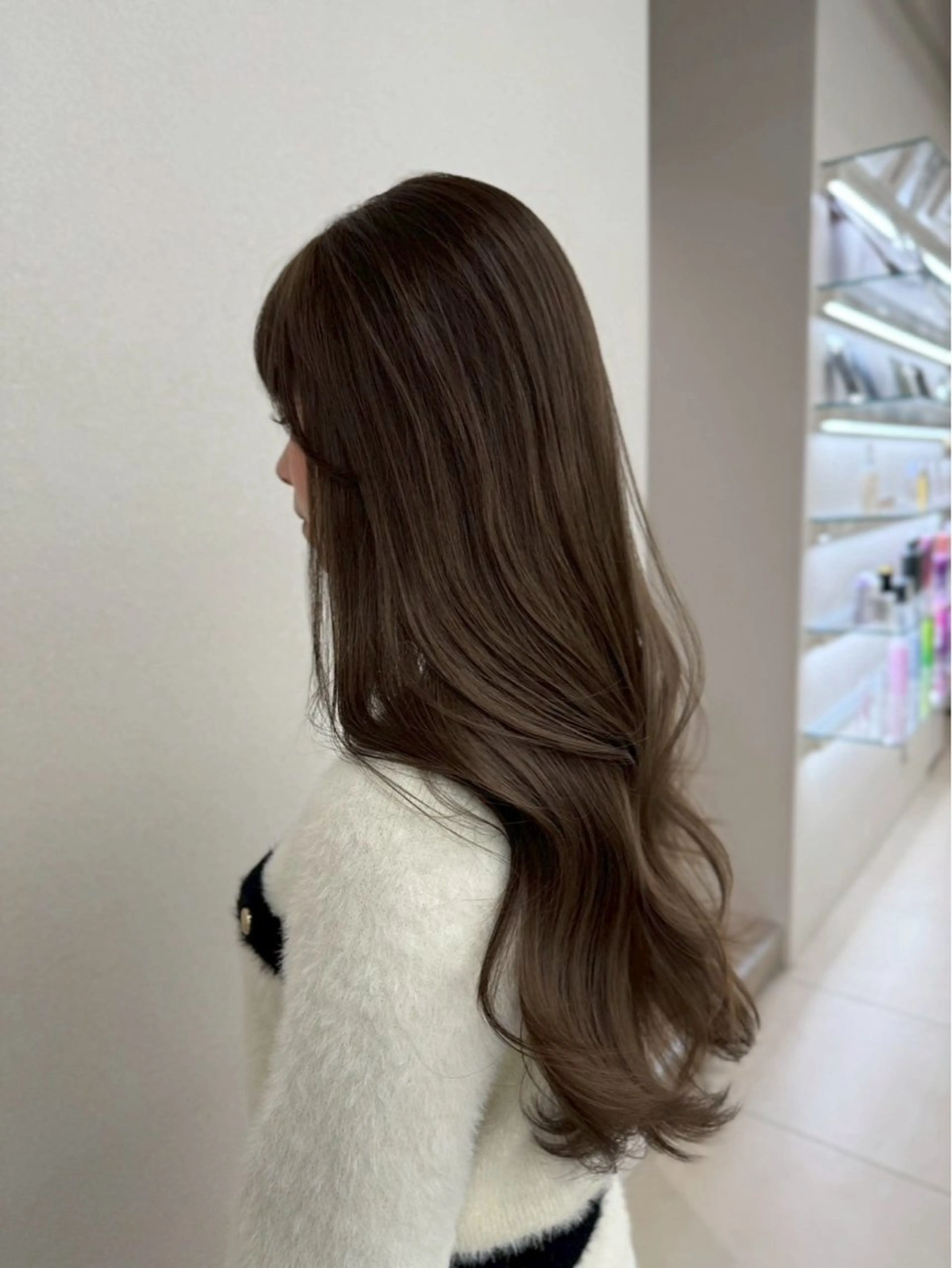 ロング カラー オオタ ユウトのヘアスタイル