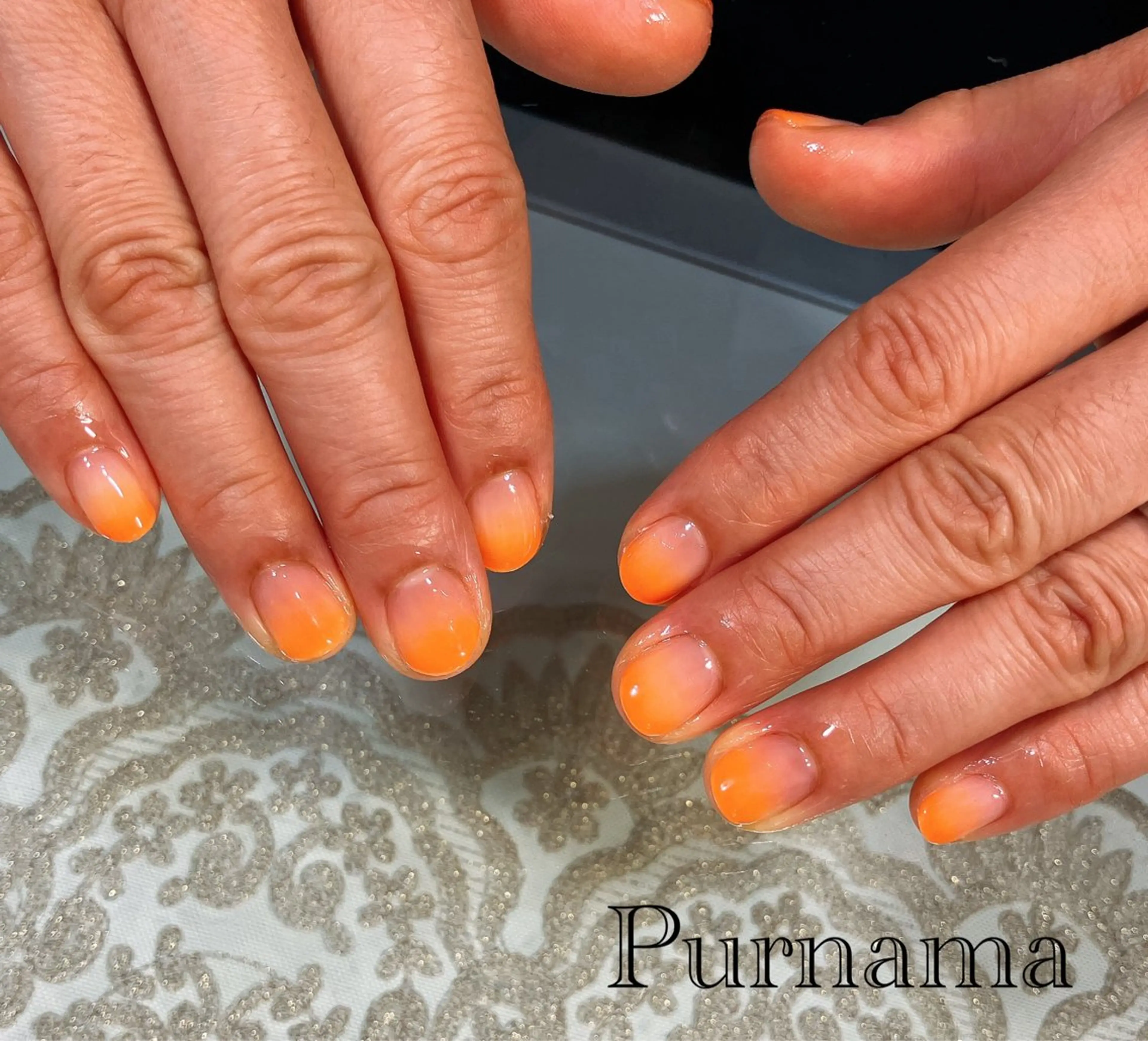 ネイル グラデーション オレンジ ハンドネイル Purnama(プルナモ)所属・Purnama あきのネイルデザイン