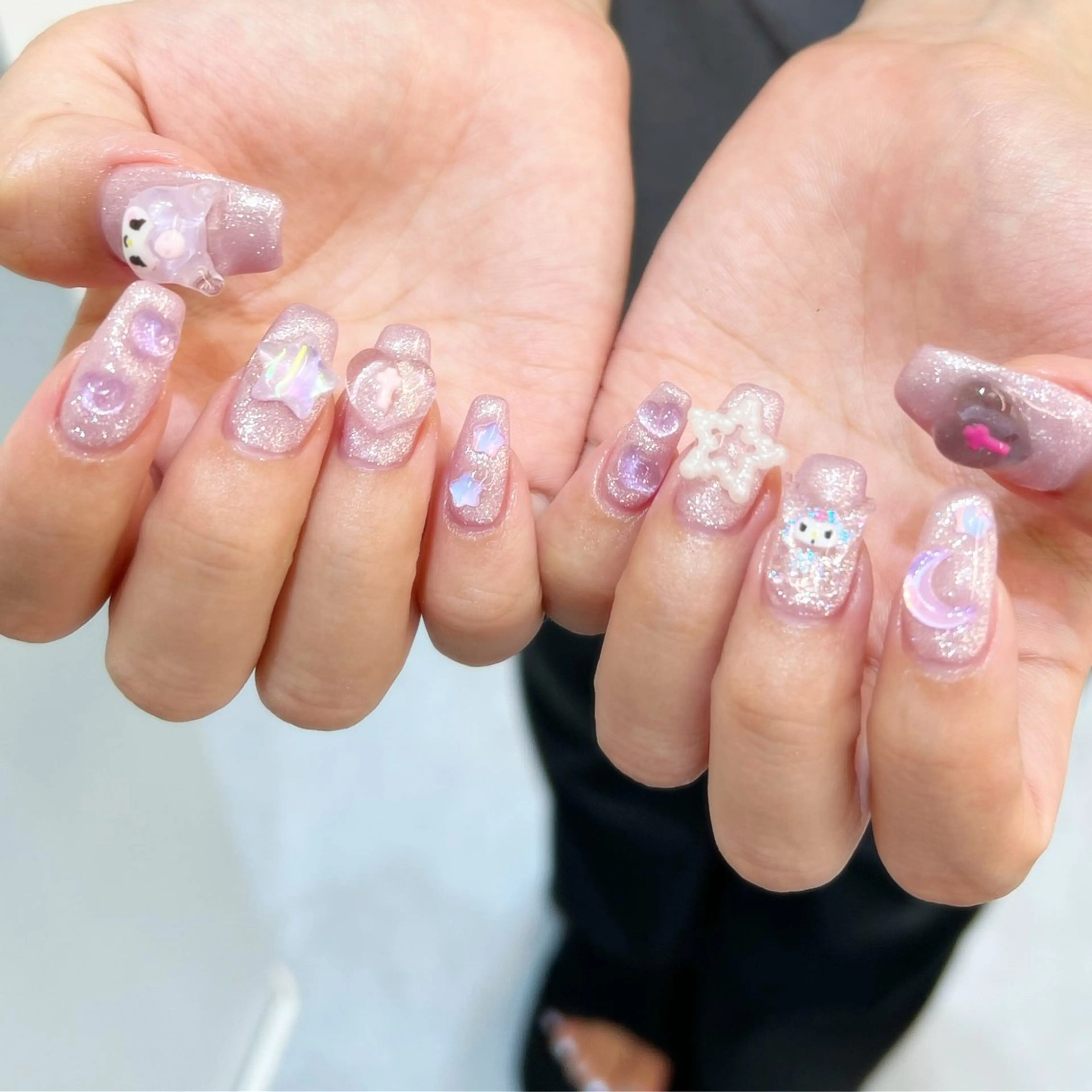 ネイル pool横浜所属・pool TSUKAMOTOのネイルデザイン