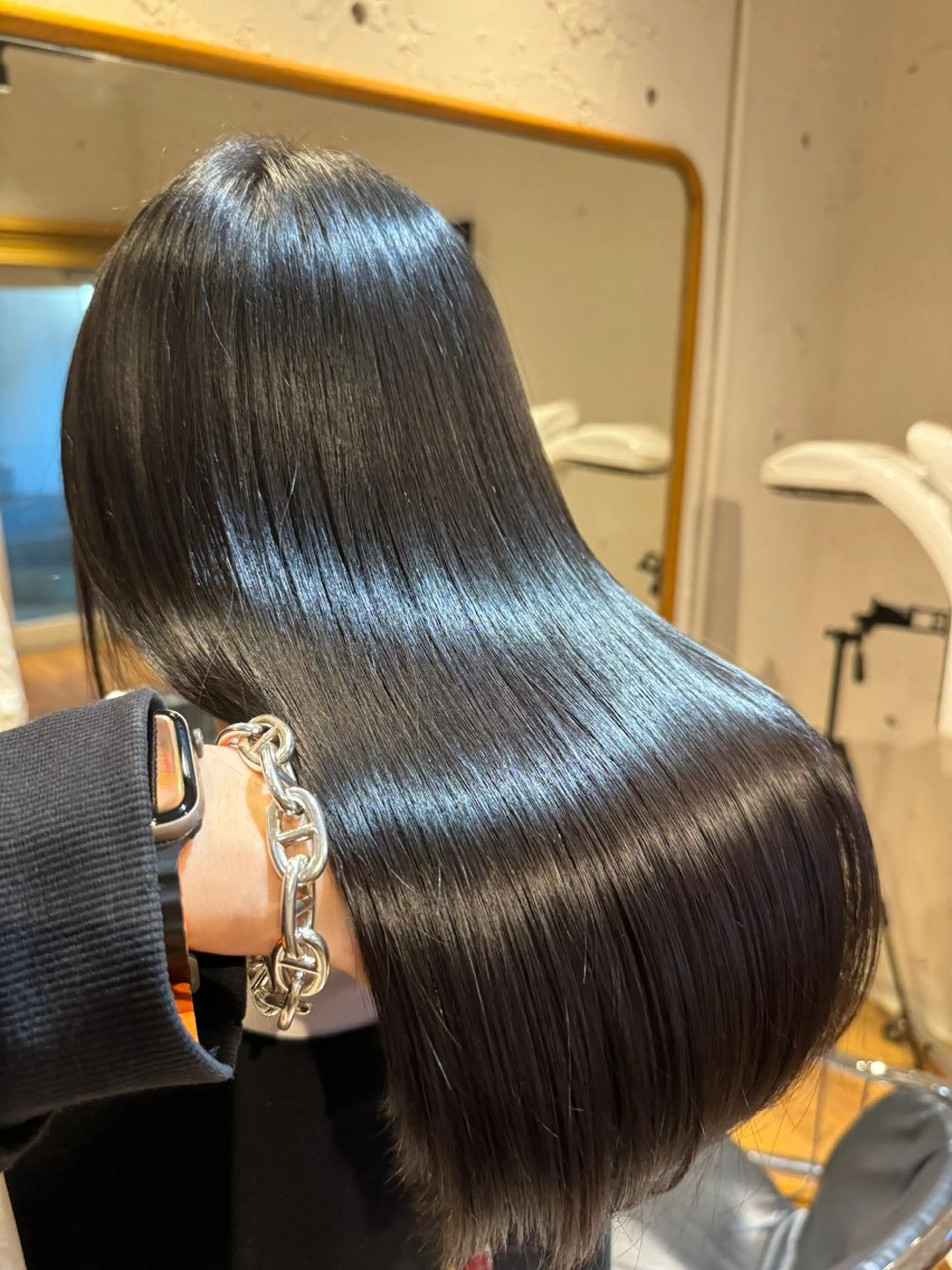 セミロング カット ヘアカラー トリートメント ［パサつき改善］＊ 髪質改善ケアサロン＊のヘアスタイル