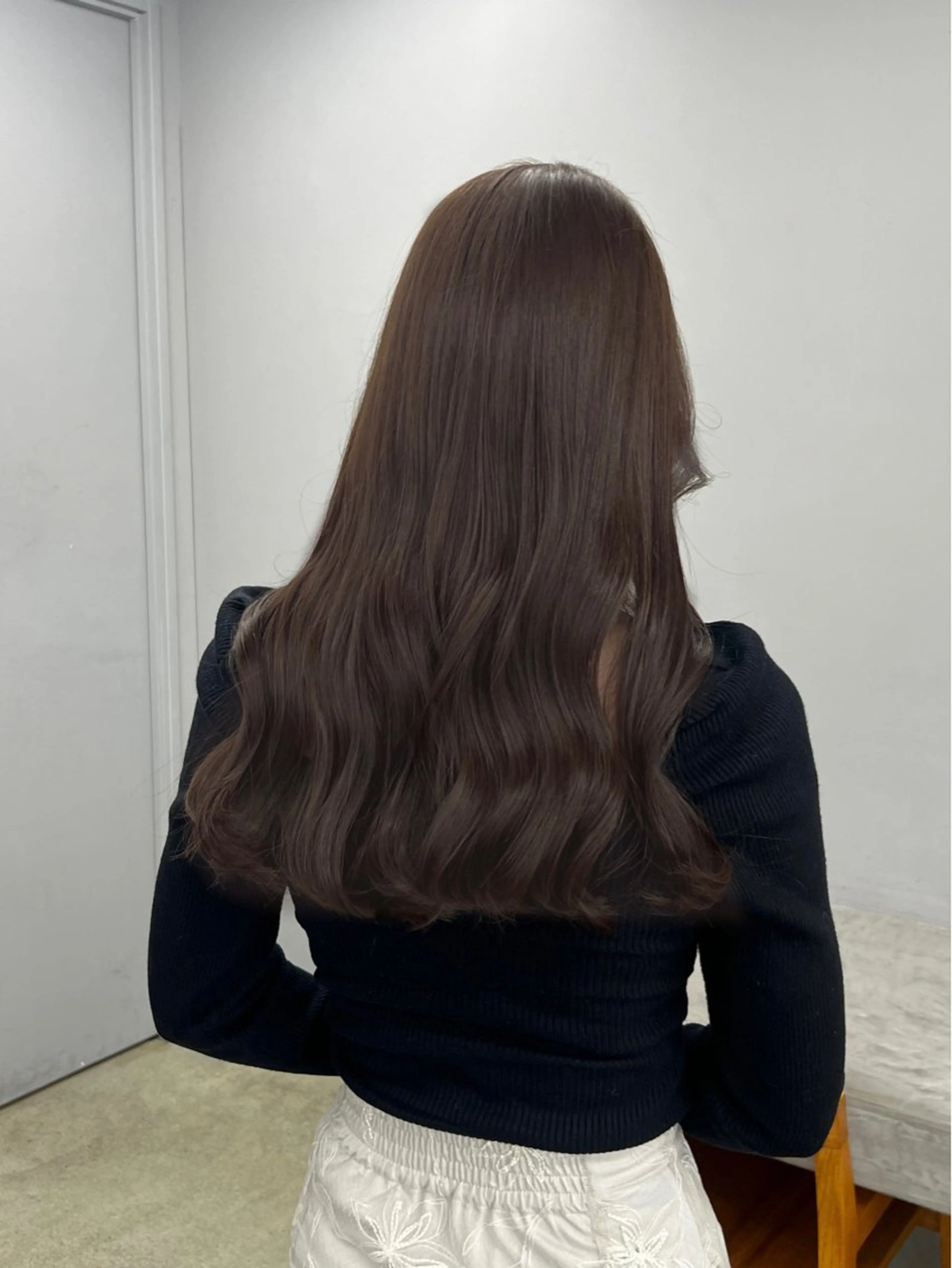 セミロング カラー Henrietta  自由が丘所属・ベージュ/ブリーチ無 し/透明感/yukiのヘアスタイル