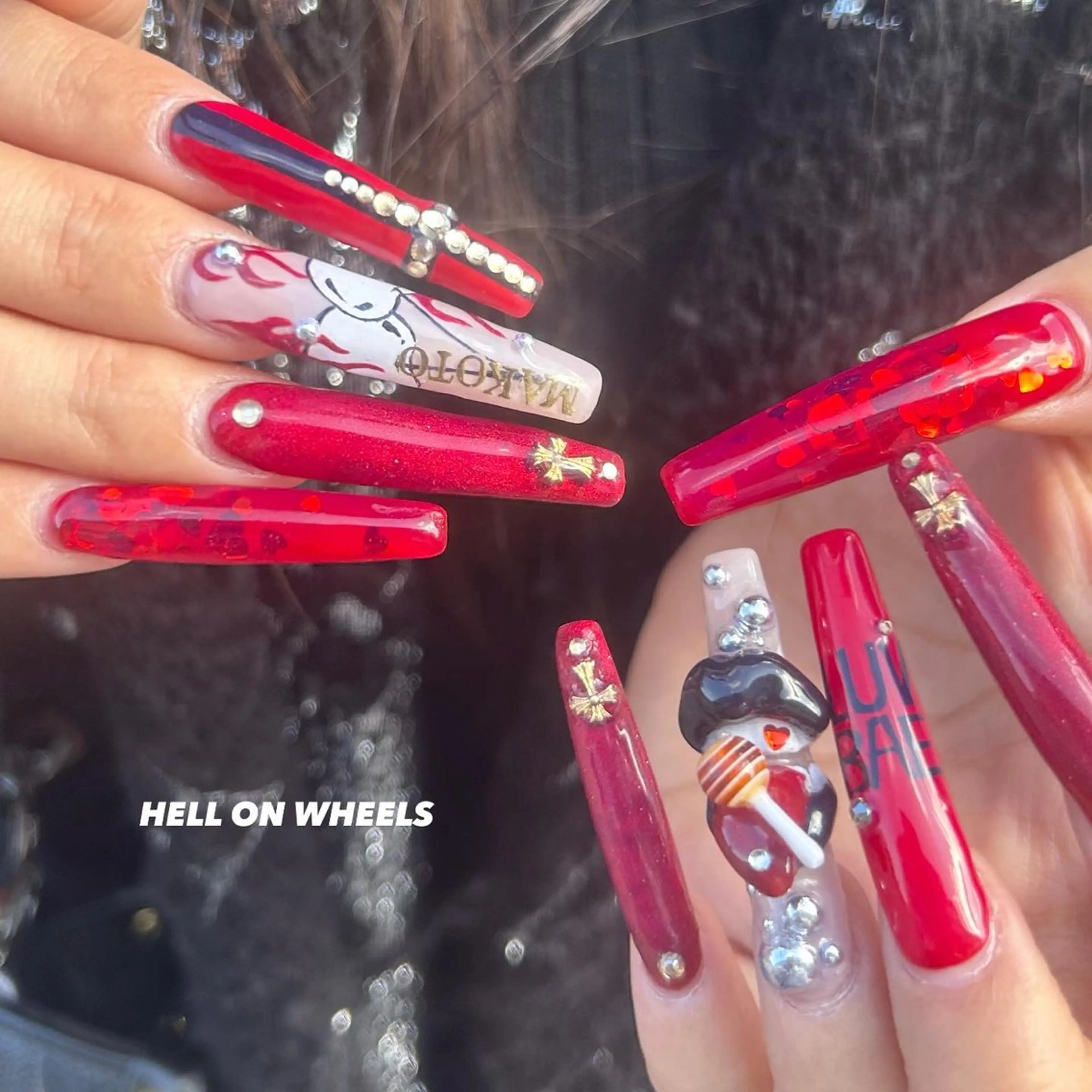 ネイル ロングネイル バレンタイン ハンドネイル ⛓Miyu ⛓のネイルデザイン