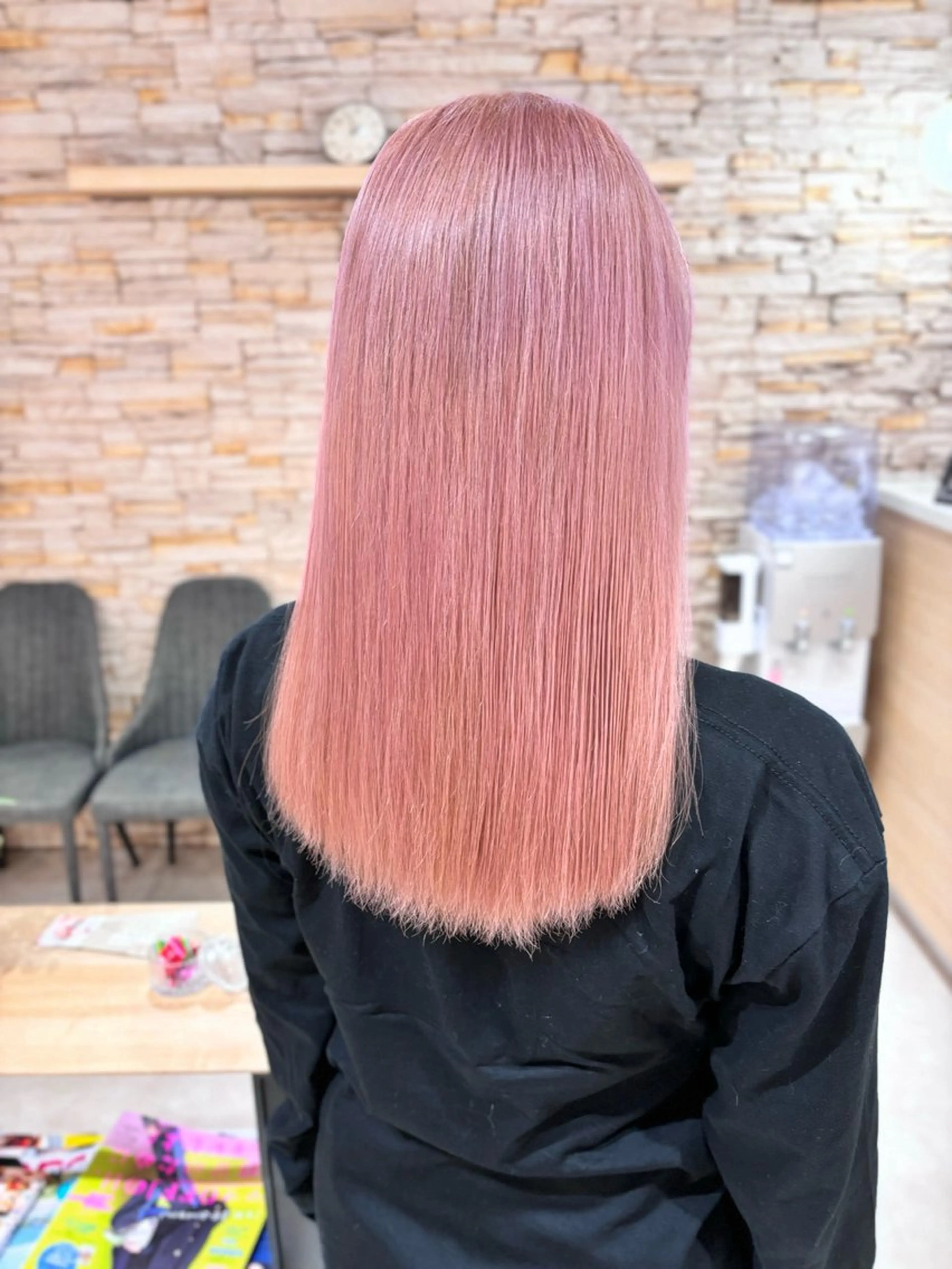 セミロング ヘアカラー ブリーチ／ 髪質改善／ＲＹＯのヘアスタイル