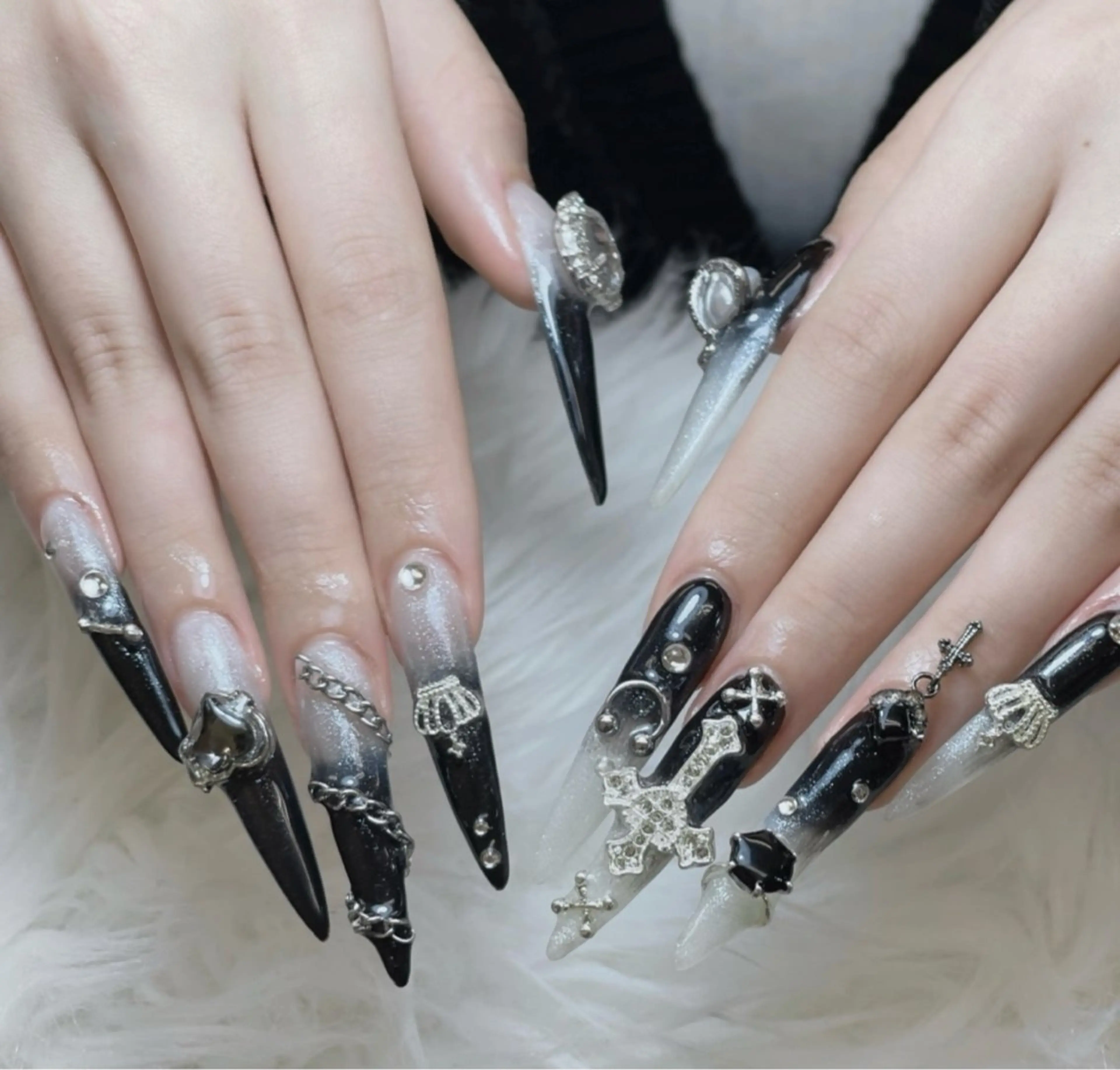 ネイル 長さ出し ガーリー 韓国ネイル ロングネイル 持ち込み ハンドネイル Nami nail salon所属・Nami nail salonのネイルデザイン