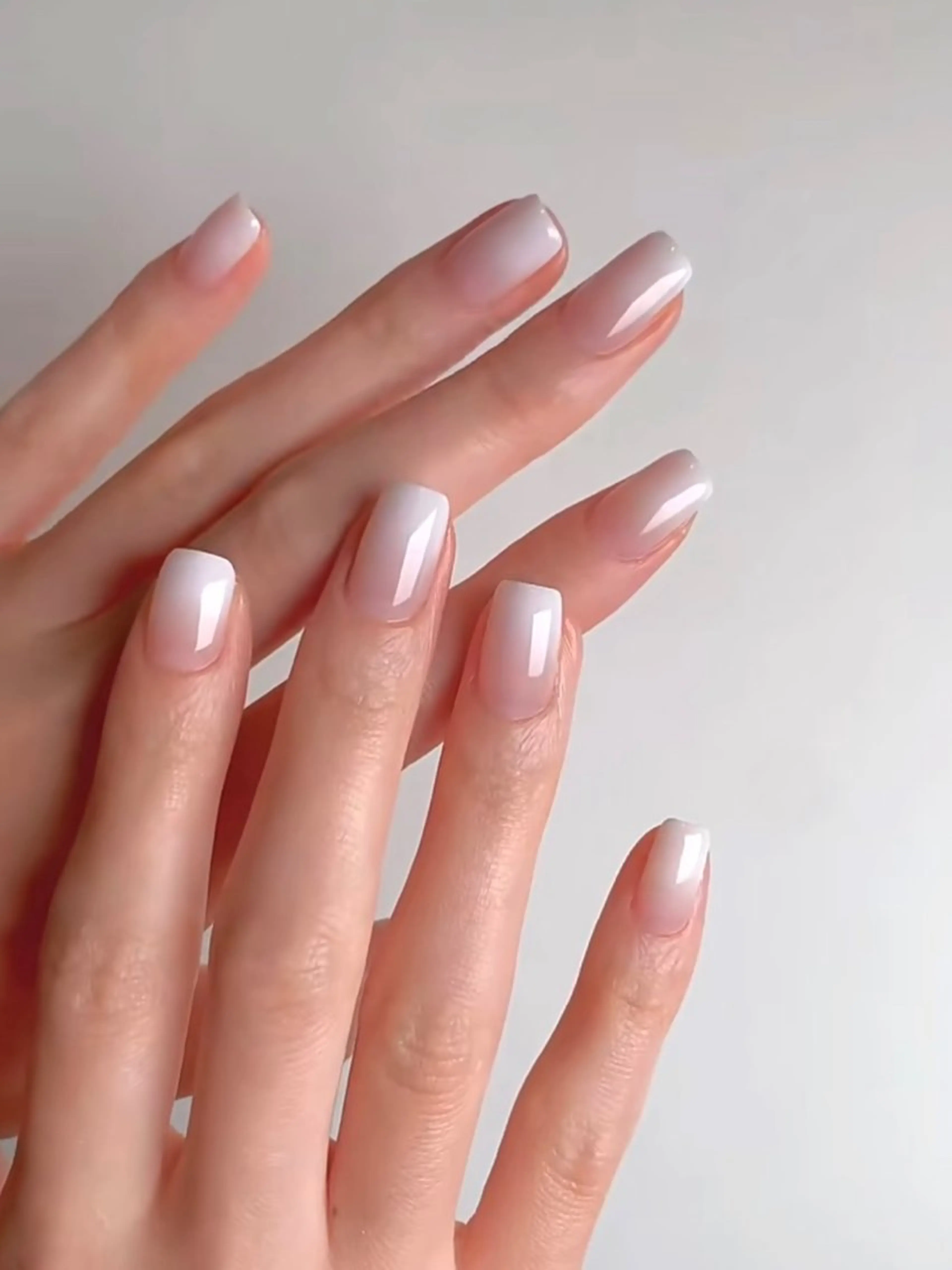 ネイル LEDアイラッシュ ∩_∩アオイのマツエク・マツパデザイン