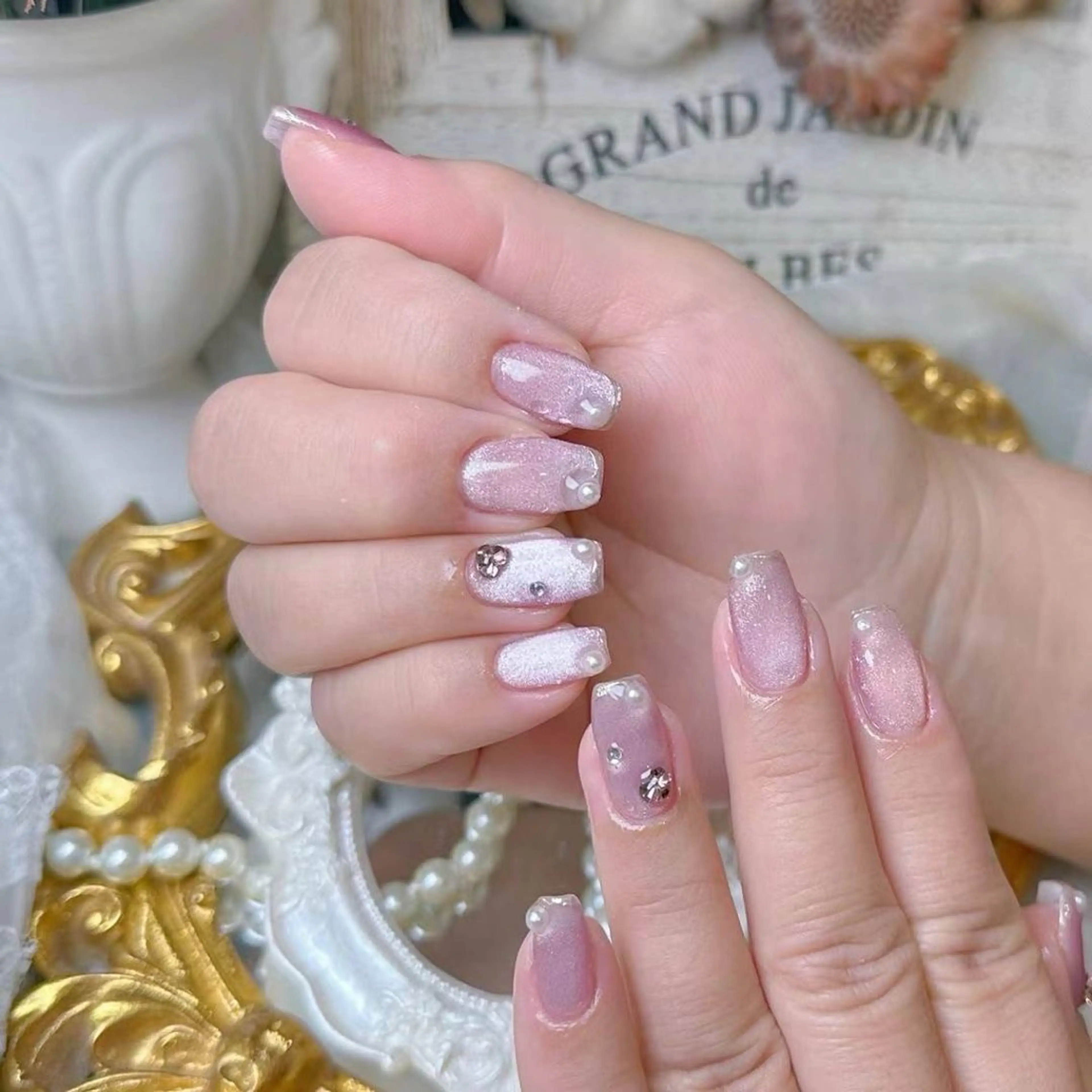 ネイル アートネイル フラワーネイル フットネイル ジェルネイル キラキラネイル Babarla Nailのネイルデザイン