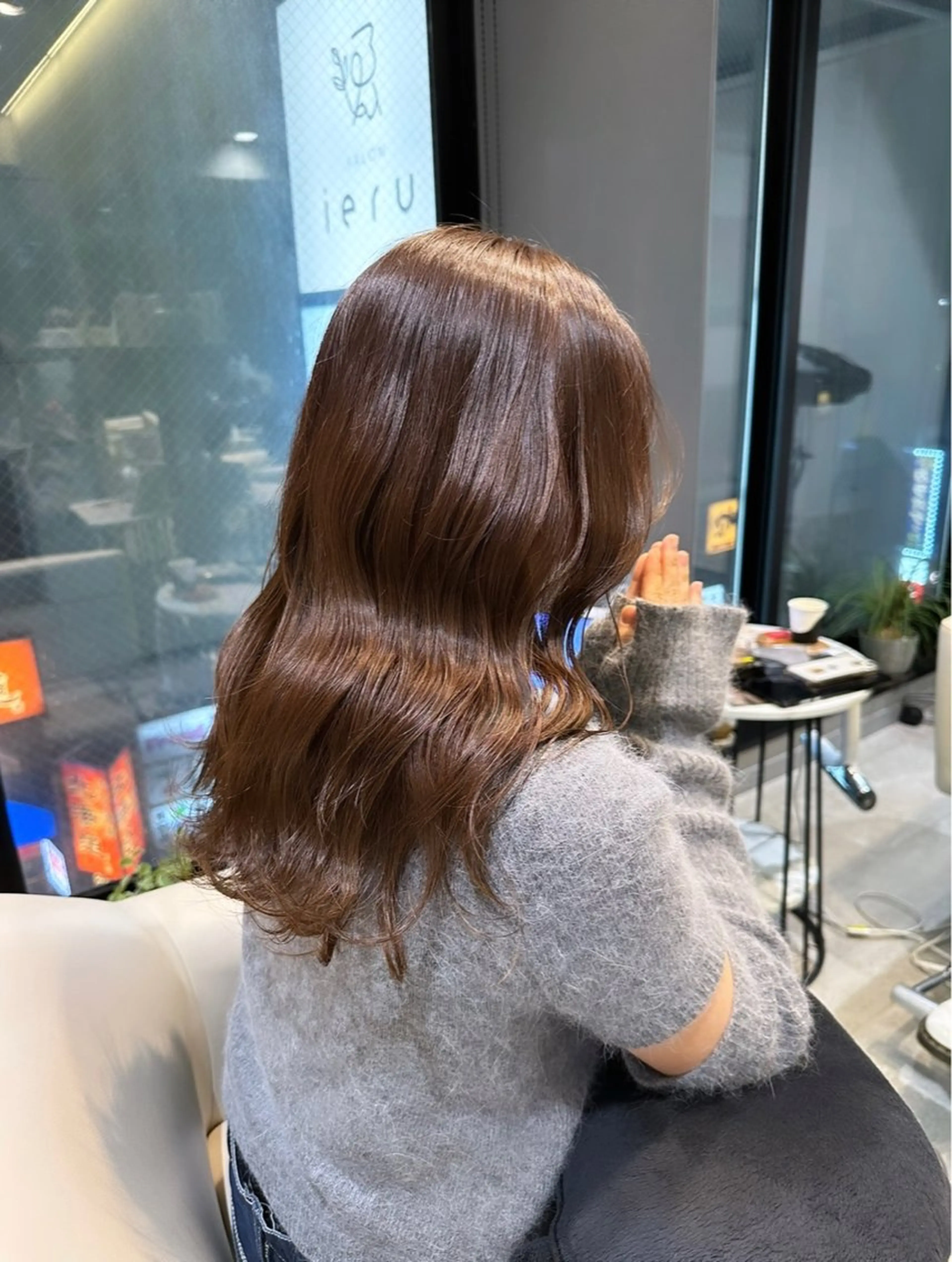 セミロング カラー ブラウンカラー ブリーチなしカラー RURI🩵のヘアスタイル