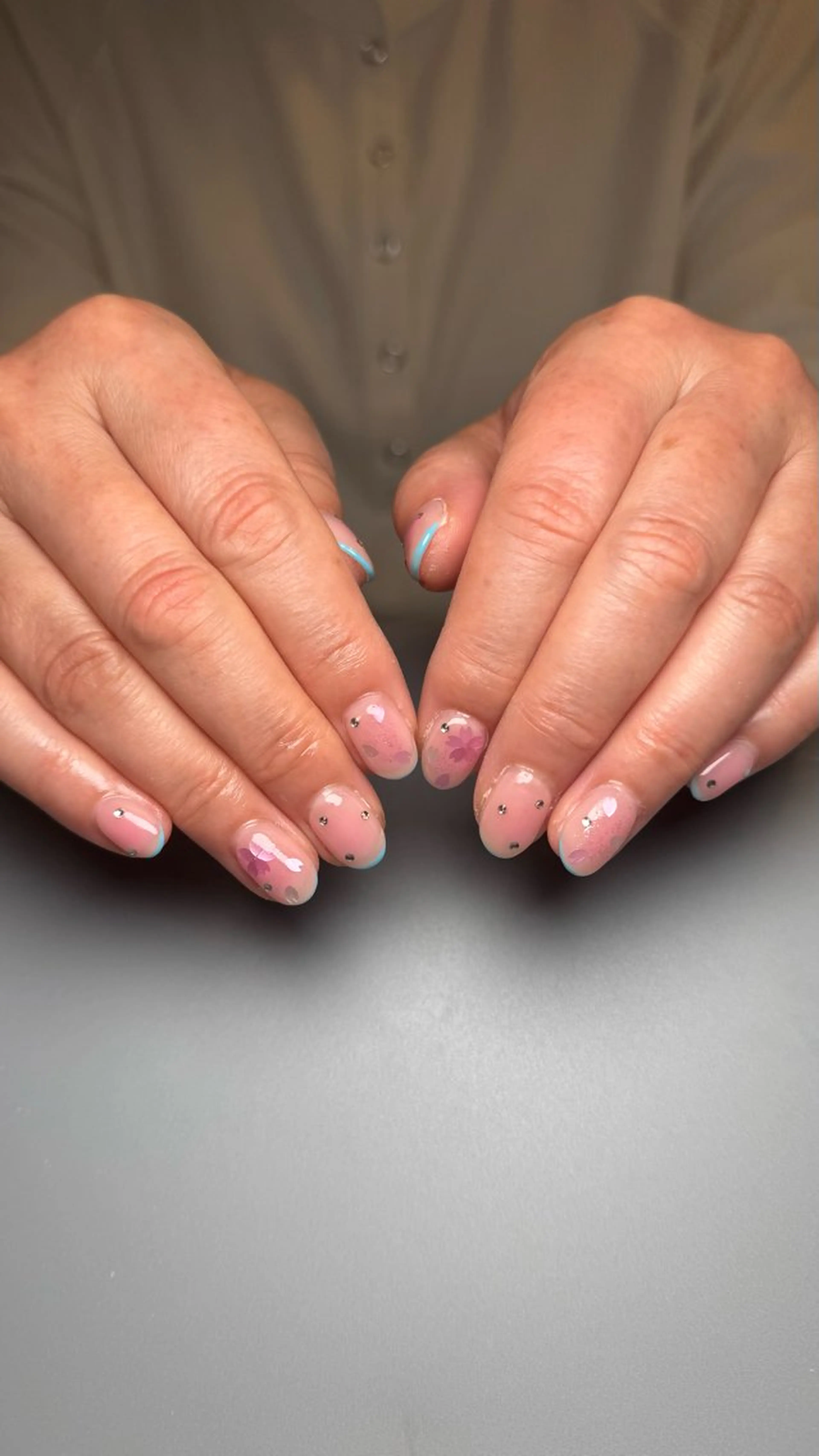 ネイル ハンドネイル Atelier Yuriのネイルデザイン