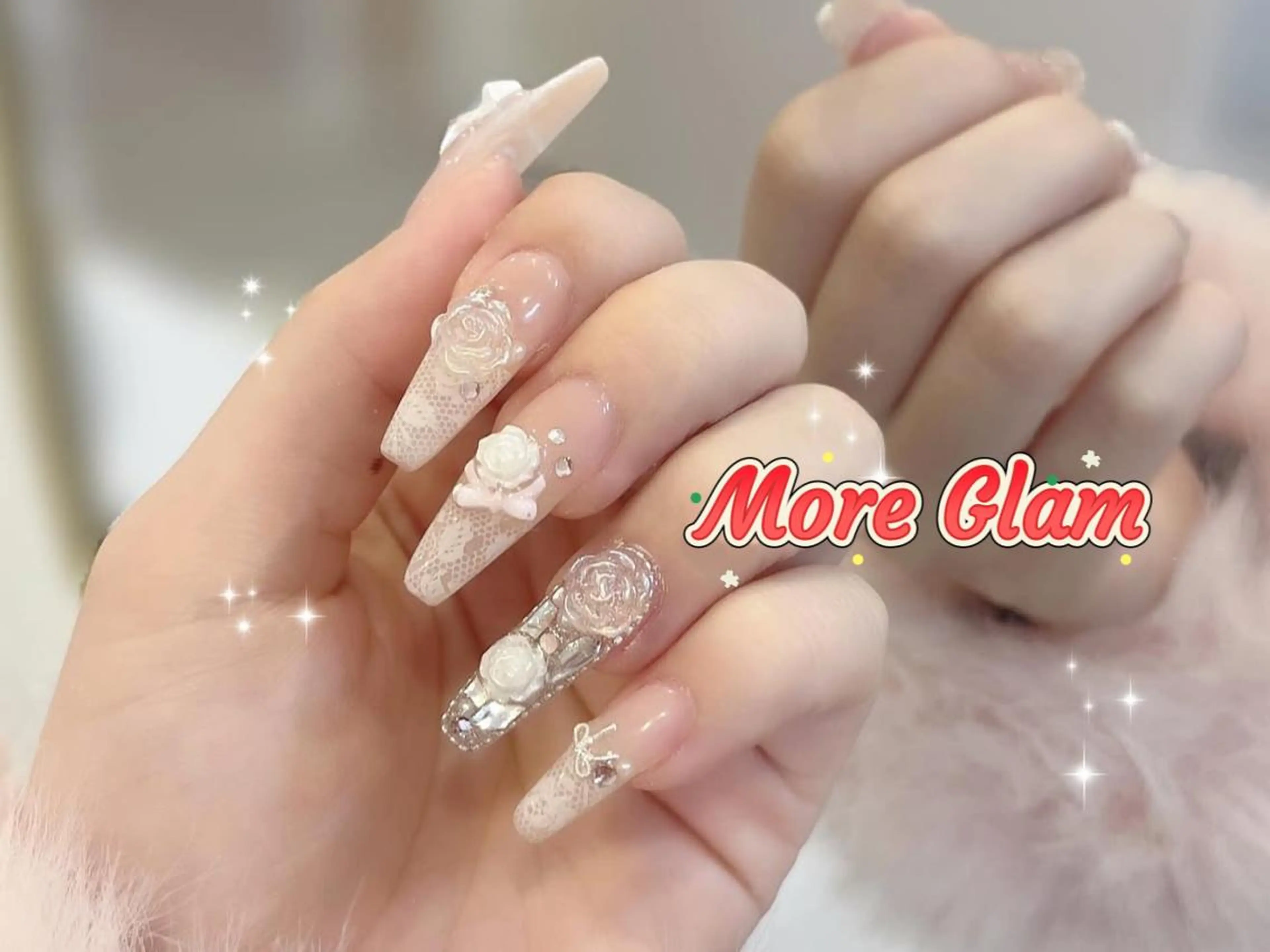 ネイル 長さ出し フットネイル フレンチネイル ジェルネイル ガラスフレンチ MoreGlam Nailsのネイルデザイン