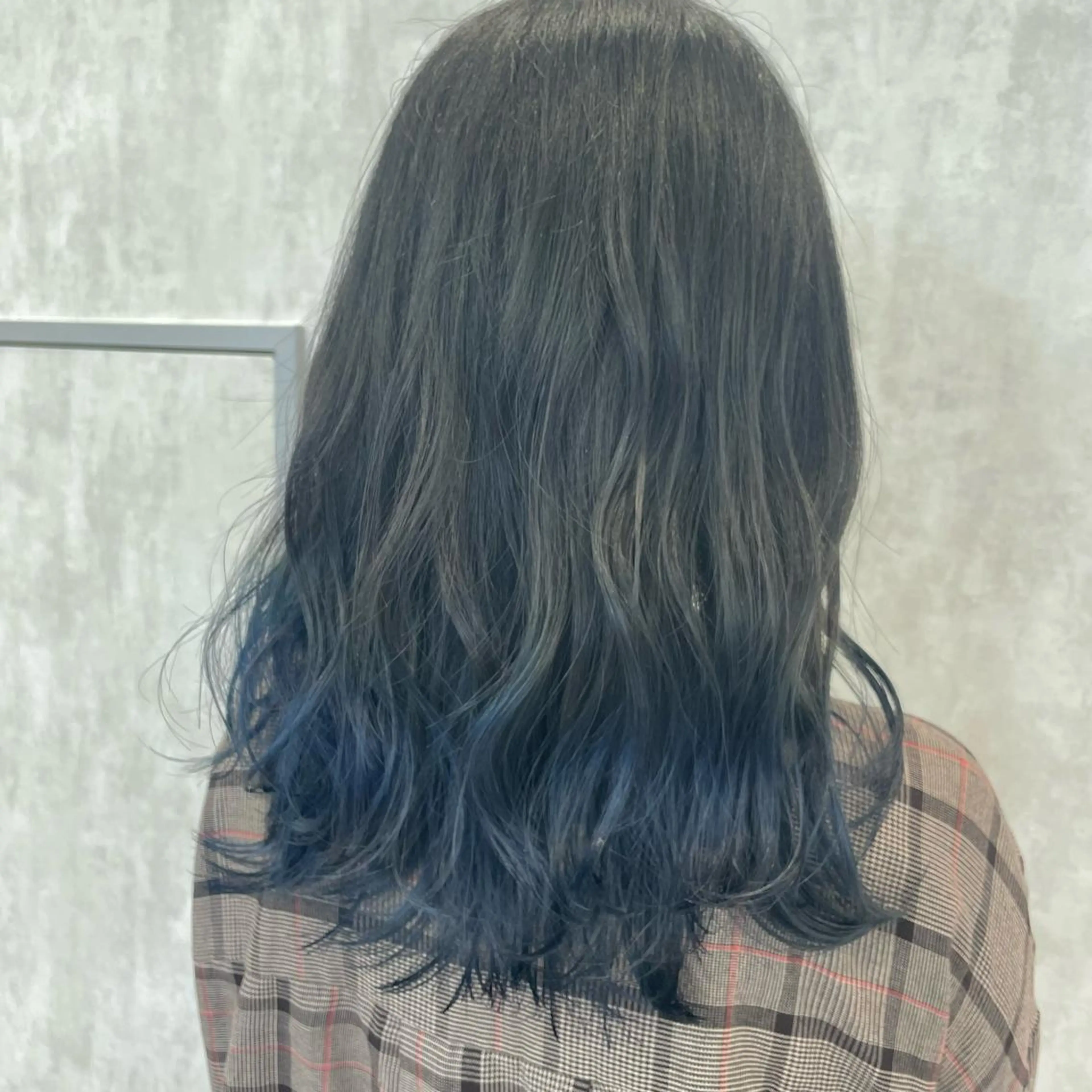 ミディアム カラー ヘアアレンジ 仲間 菜々世のヘアスタイル