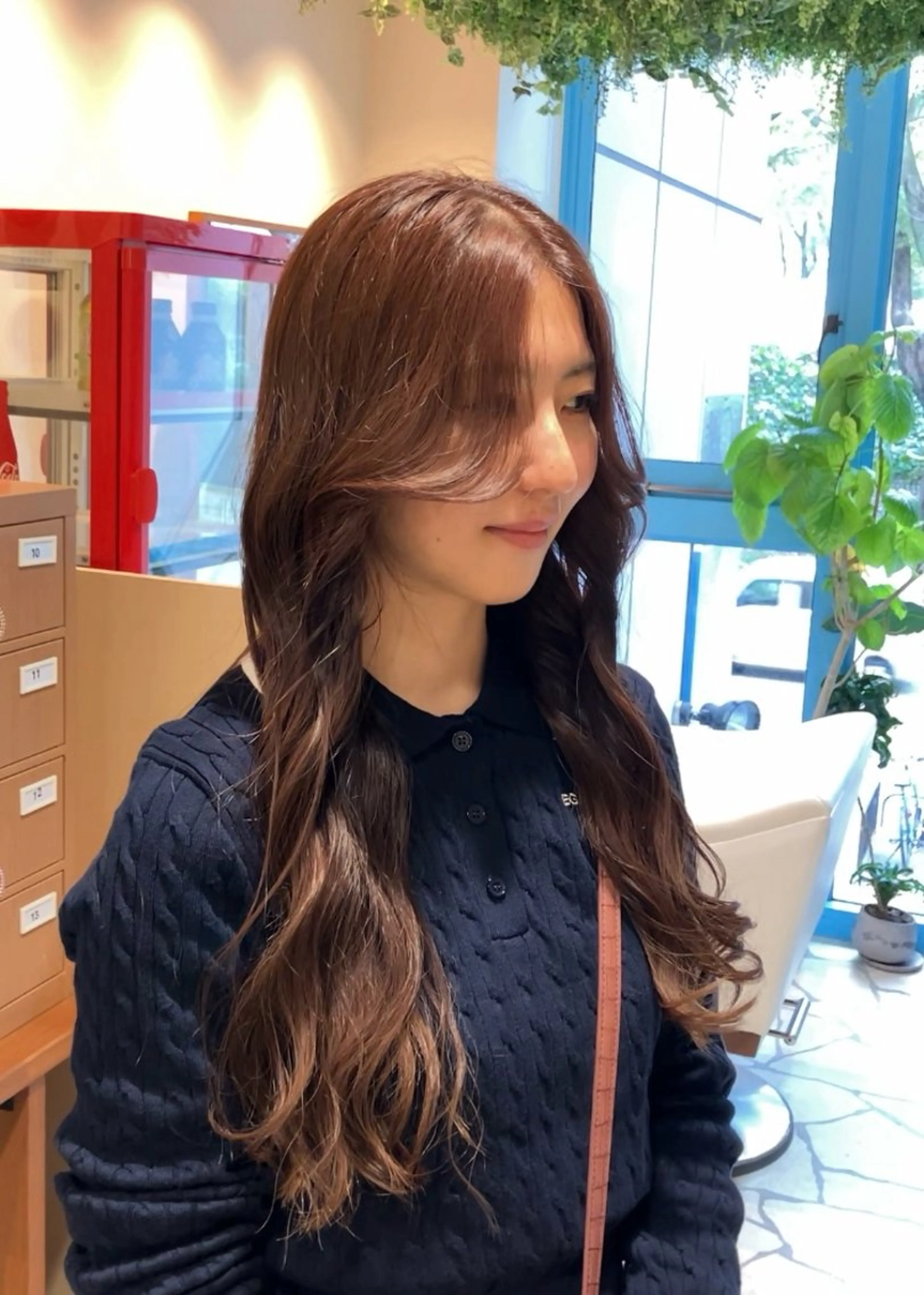 ロング カラー CYAN.栄店所属・久野 紗愛のヘアスタイル