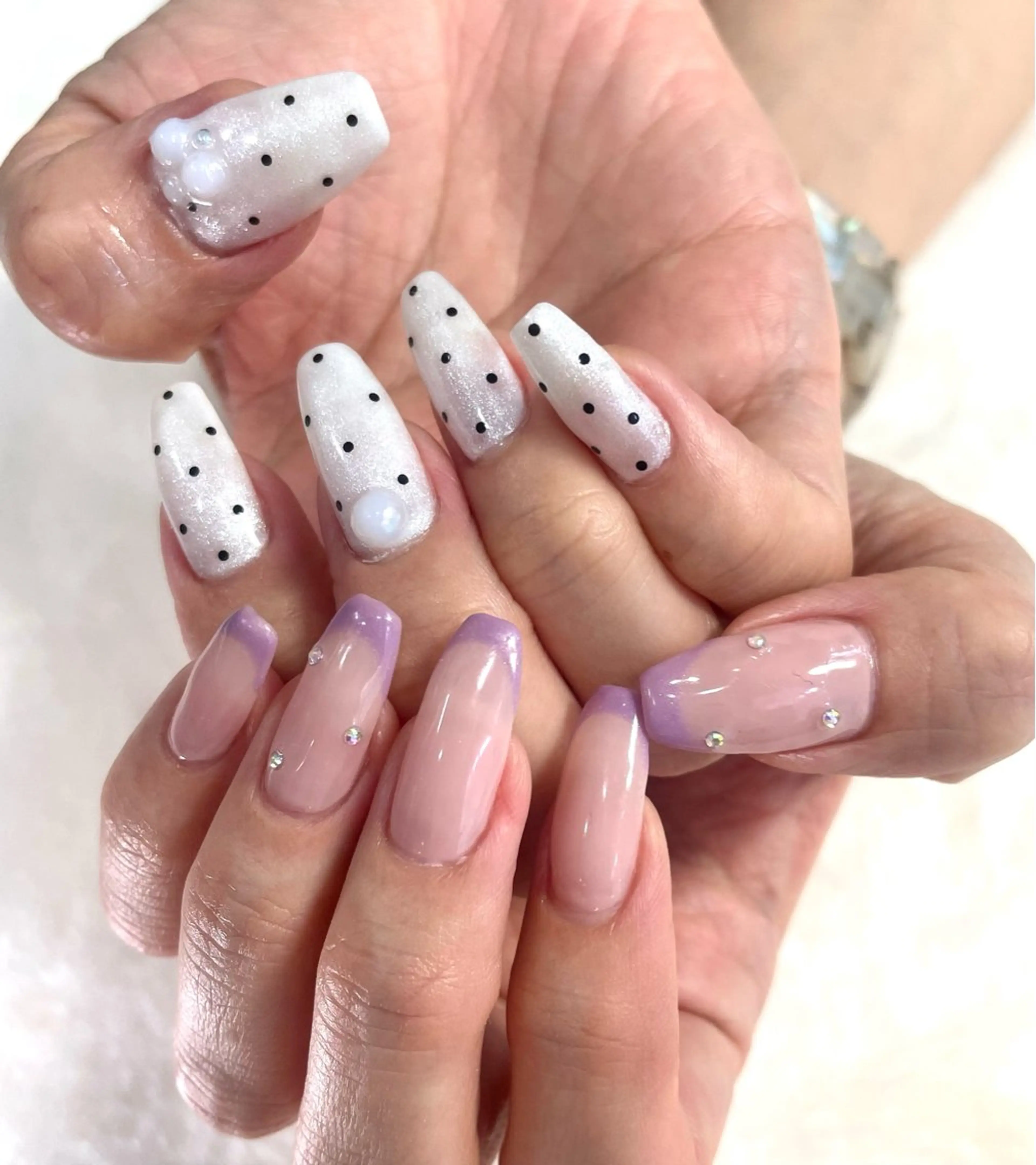 ネイル ドット フレンチネイル ハンドネイル koto nails所属・koto nailsのネイルデザイン