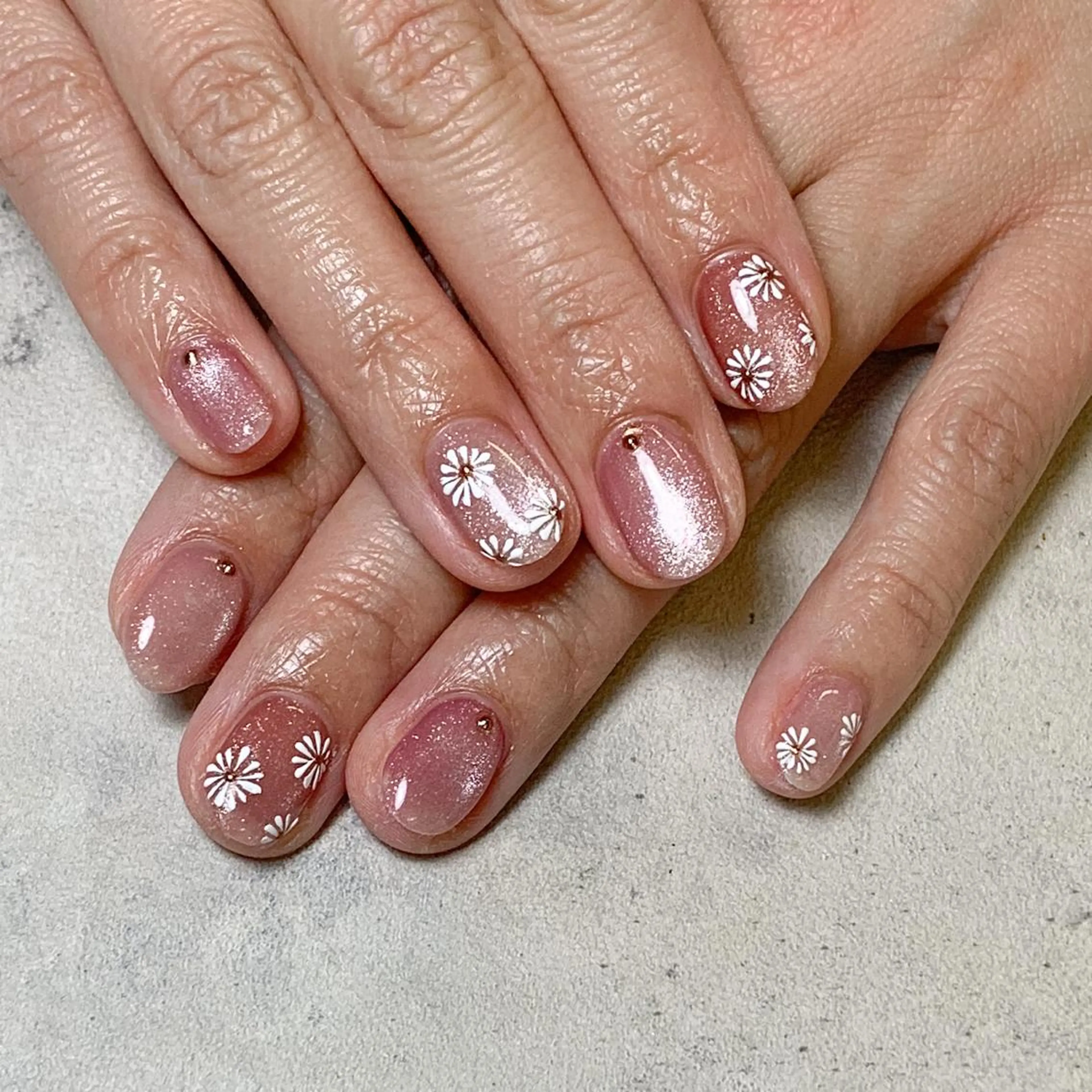 ネイル atelier　FIORITURA所属・FIORITURA aiのネイルデザイン