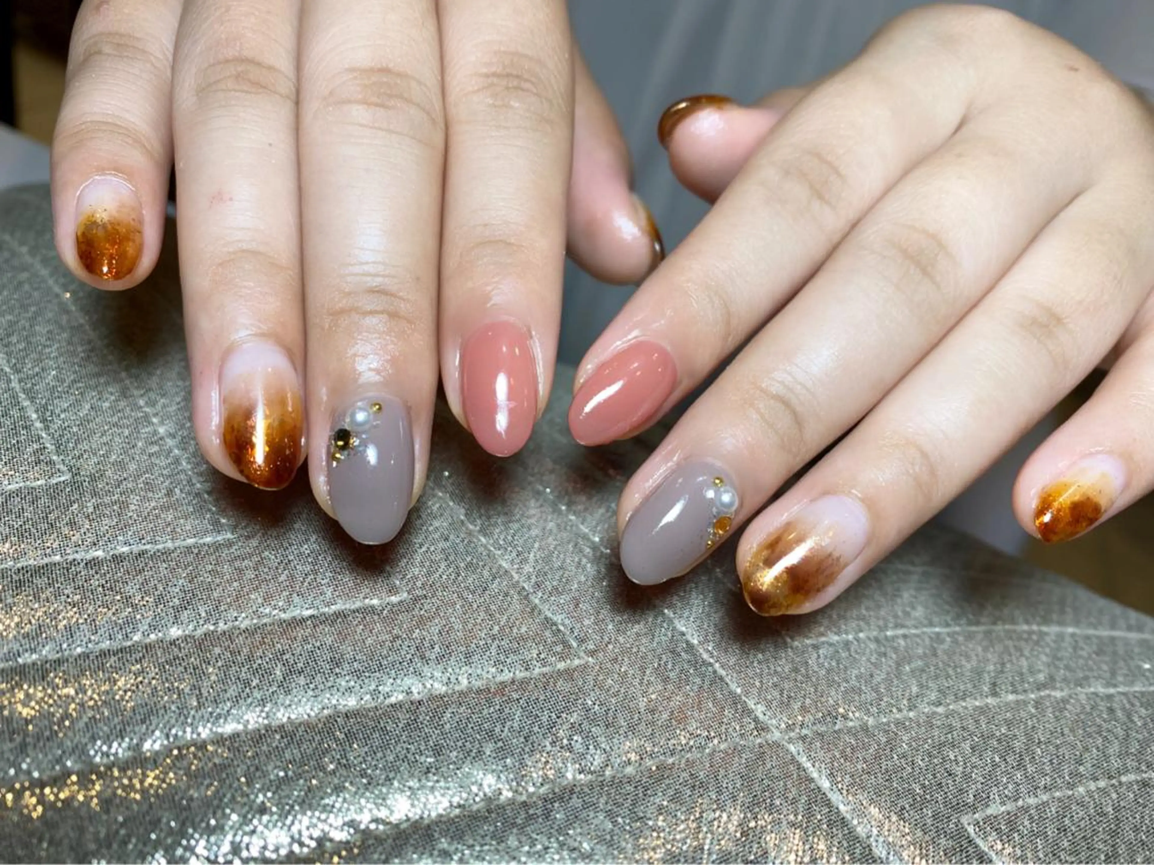 ミディアム ネイル 三原 裕紀のマツエク・マツパデザイン