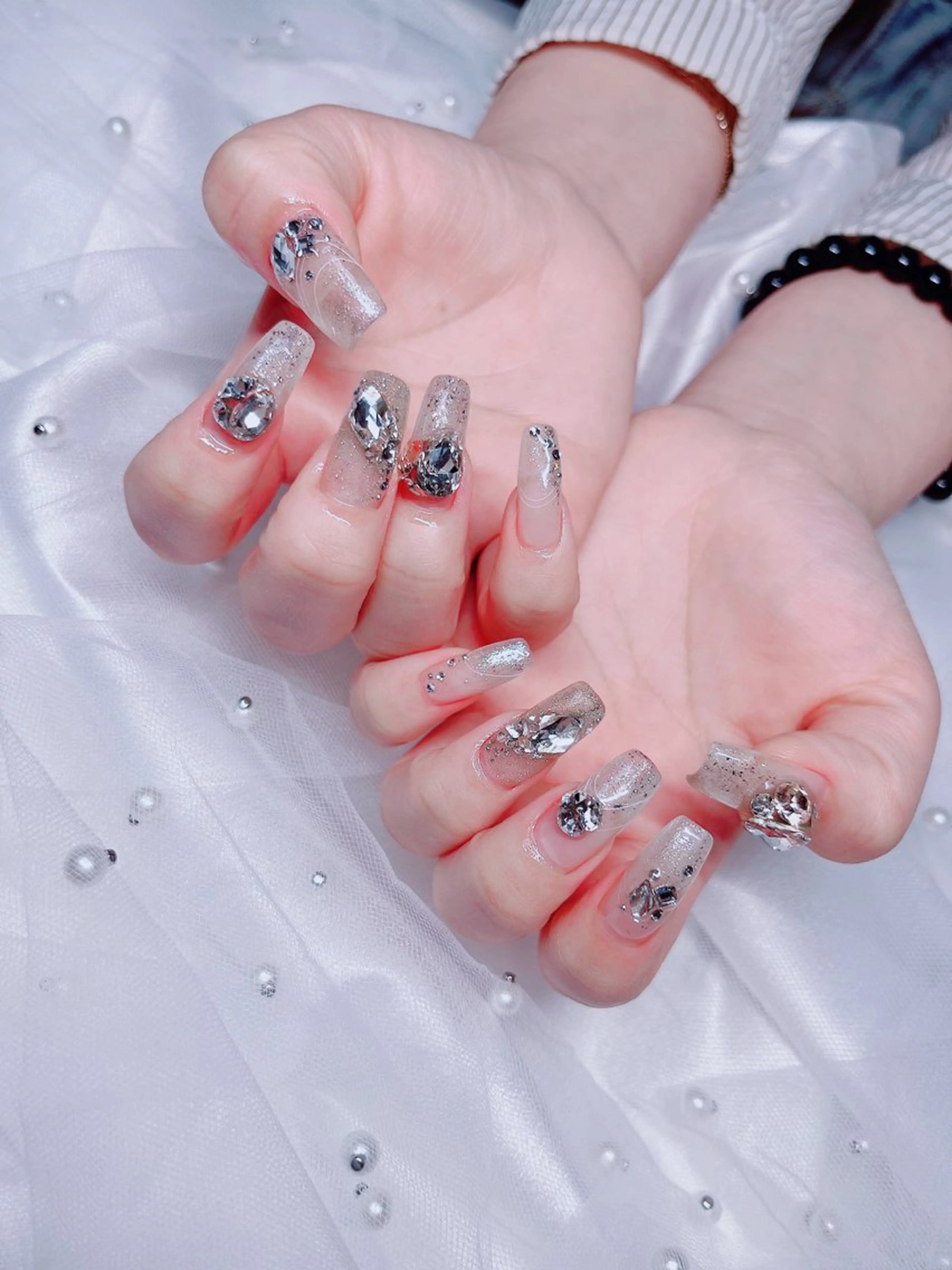 ネイル Cutil Nailsalon所属・Cutil. Nail🌈のネイルデザイン