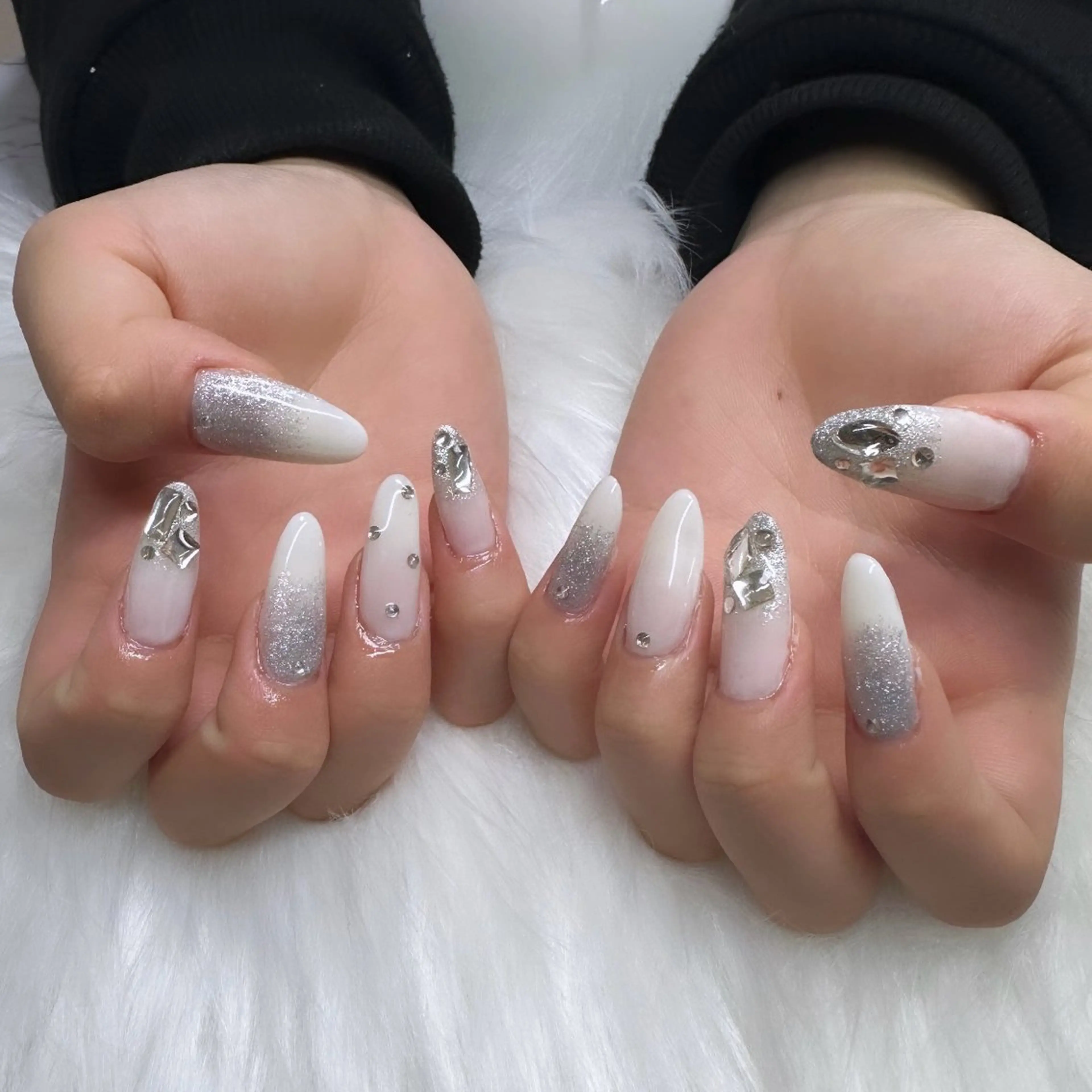 ネイル ハンドネイル ハンドケア Laula🤍 ayakaのネイルデザイン