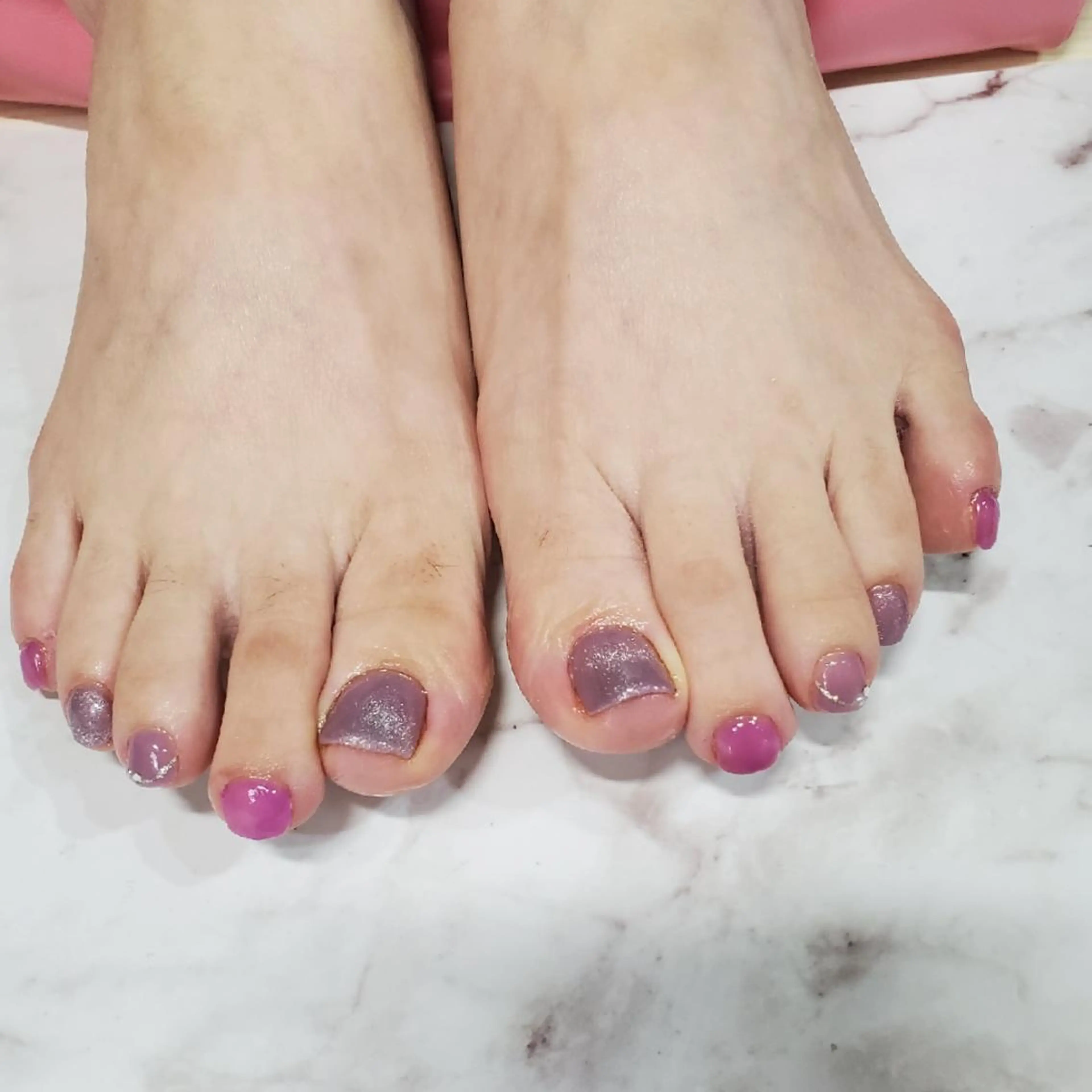 ネイル フットネイル ハンドネイル ネイルサロンベルティ .ひとみのネイルデザイン