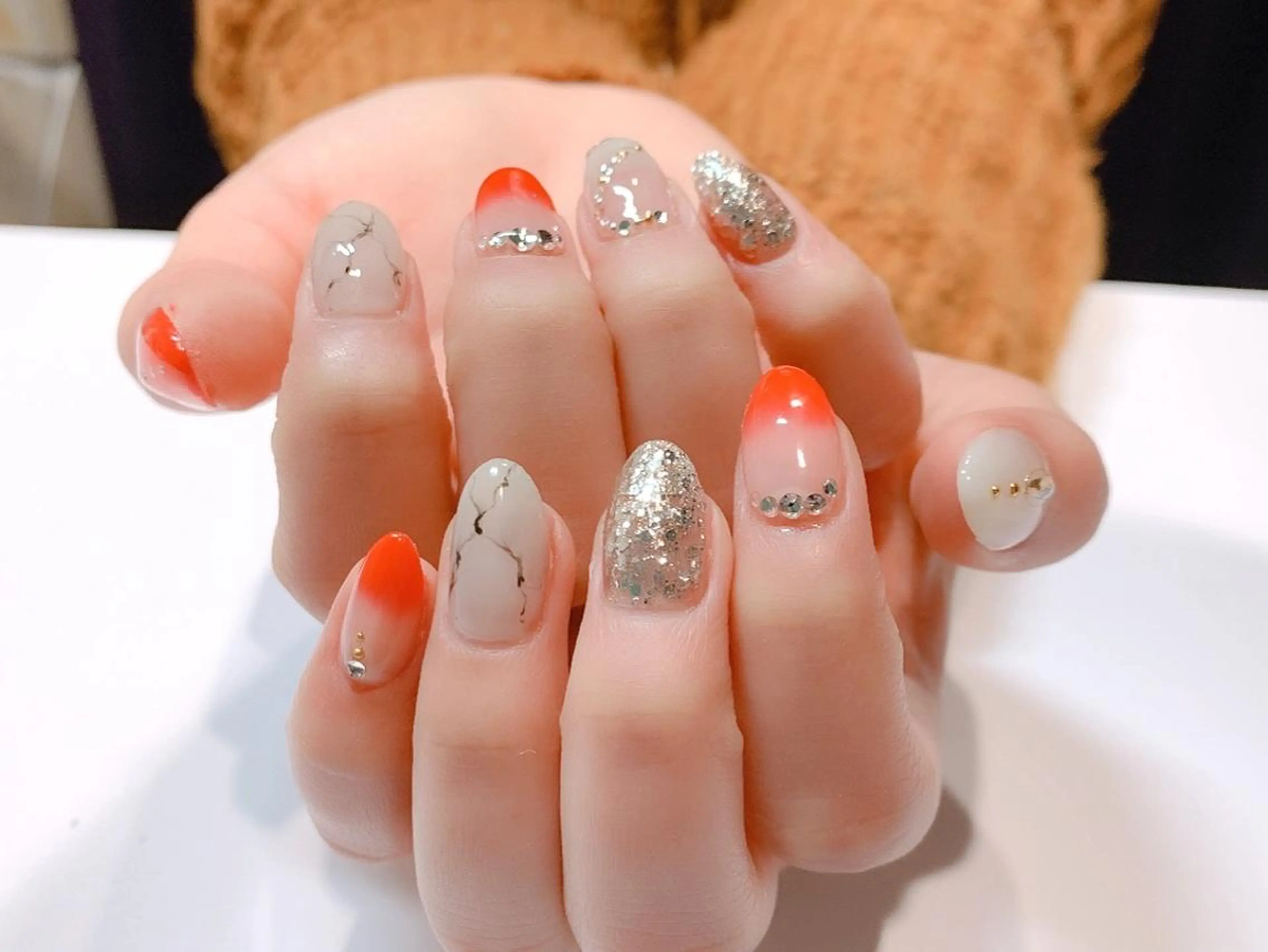 カラー ネイル マツエク・マツパ ✨🍀岩崎 唯🍀✨のヘアスタイル