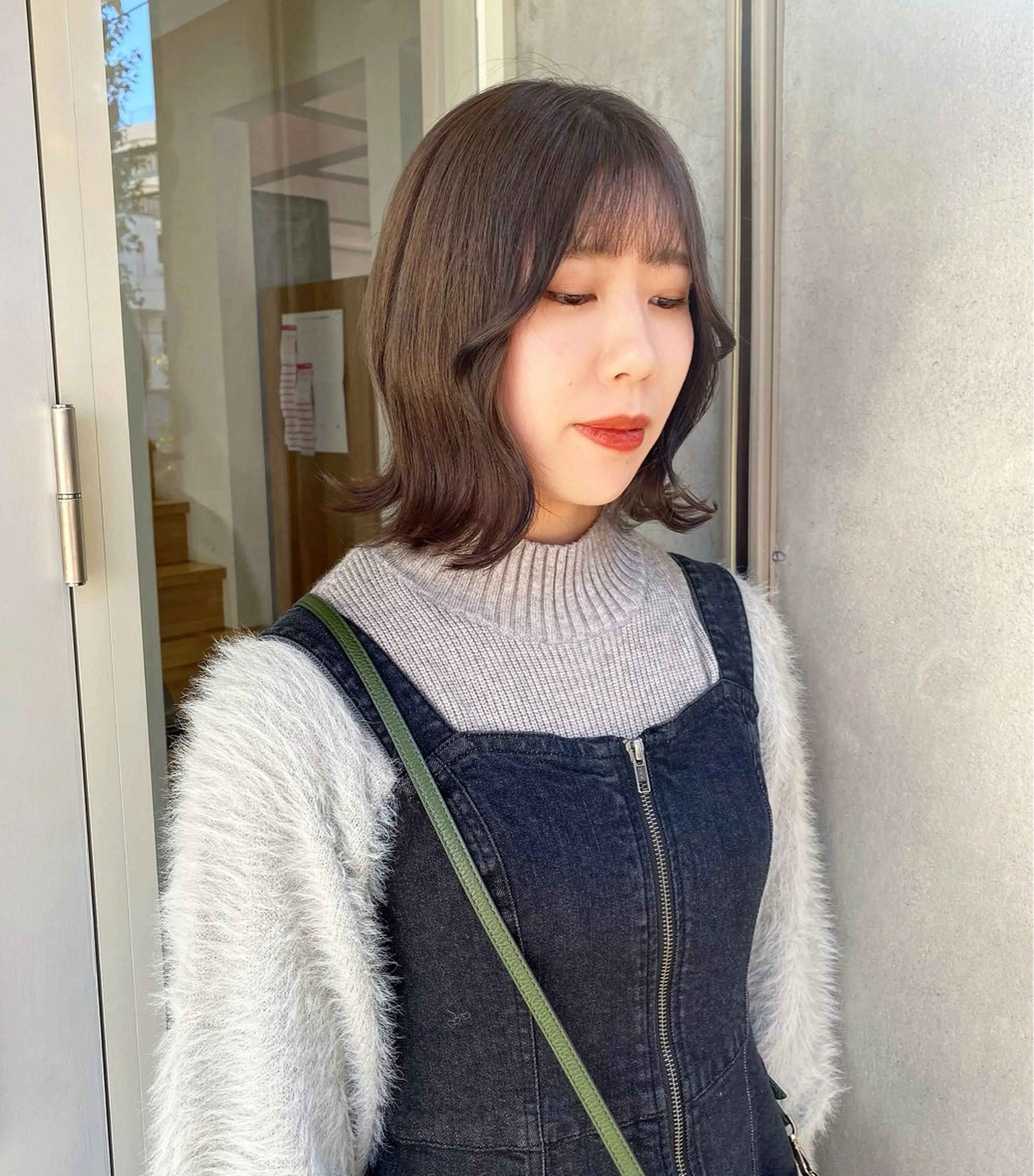 ショート カラー トリートメント カット ヘアカラー トリートメント SHICENEケイ レイヤーカット🦋のヘアスタイル