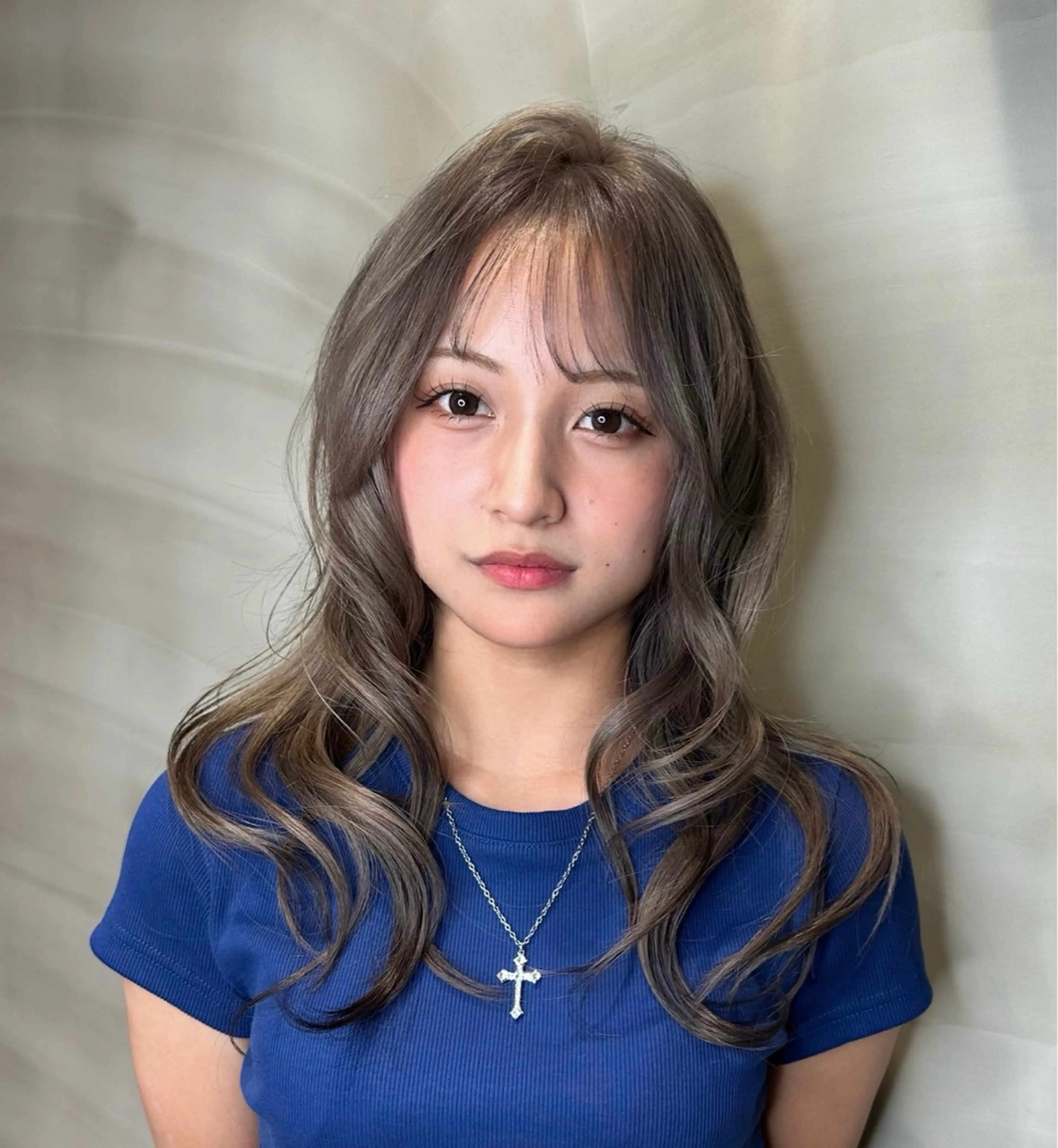 ロング ヘアカラー aimu/レイヤー/ カラー/髪質改善のヘアスタイル