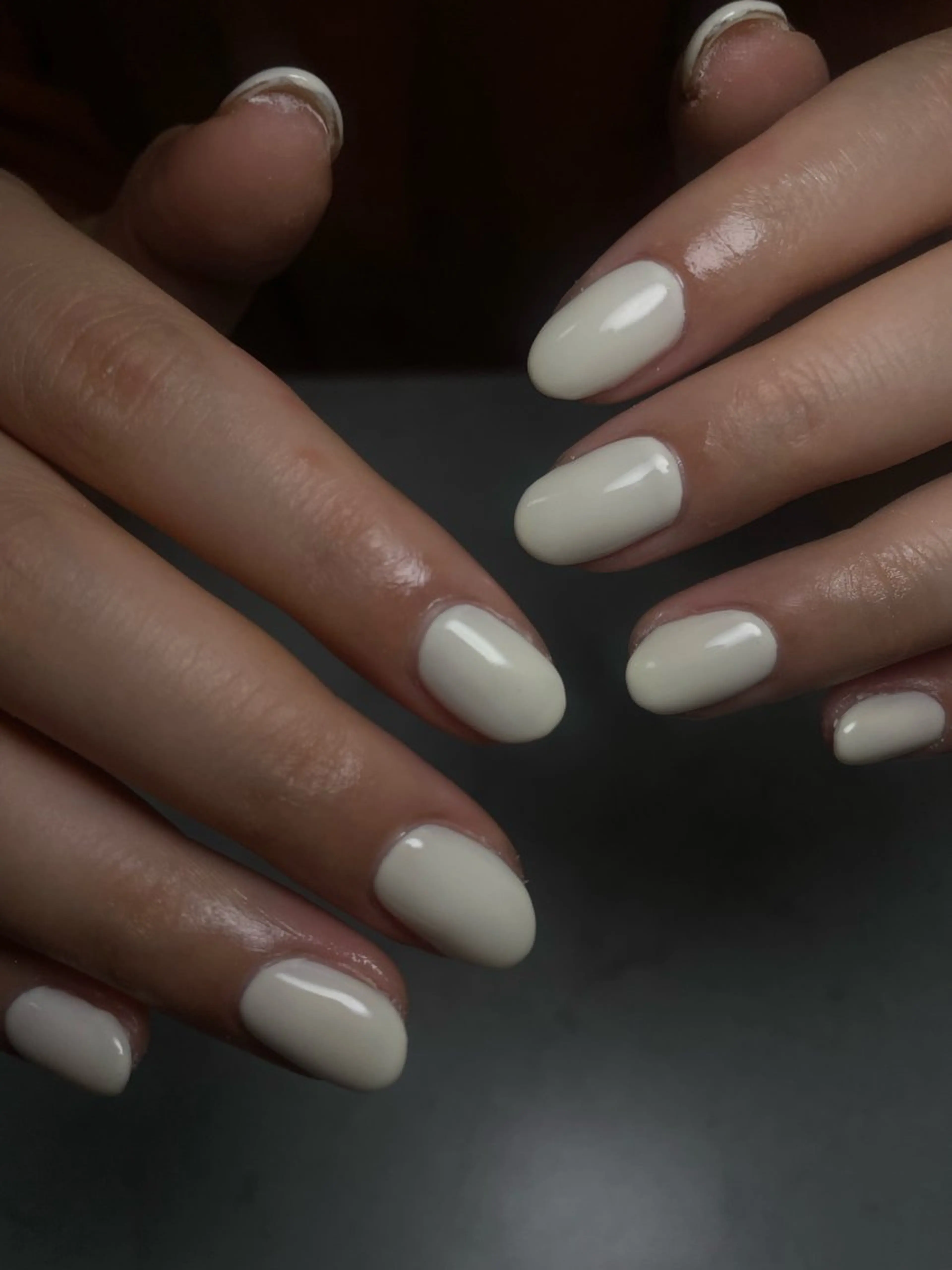 ネイル ホワイト miinail miyuuのネイルデザイン